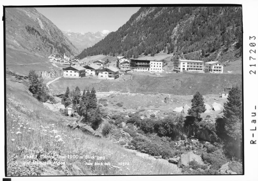 Vent im Ötztal / Tirol 1900 m Blick gegen die Stubaier Alpen