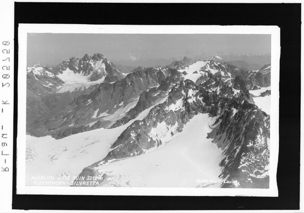 Ausblick vom Piz Buin 3312 m auf Fluchthorn / Silvretta