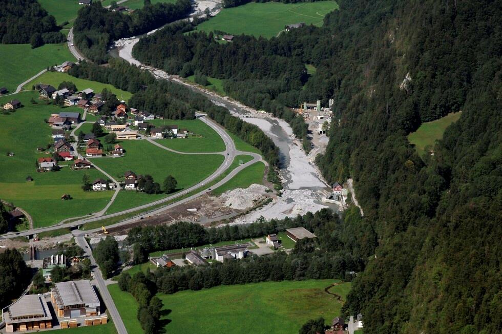 Volare Bezau Aufraumarbeiten Nach Hochwasser Hochwasserschutzbauten