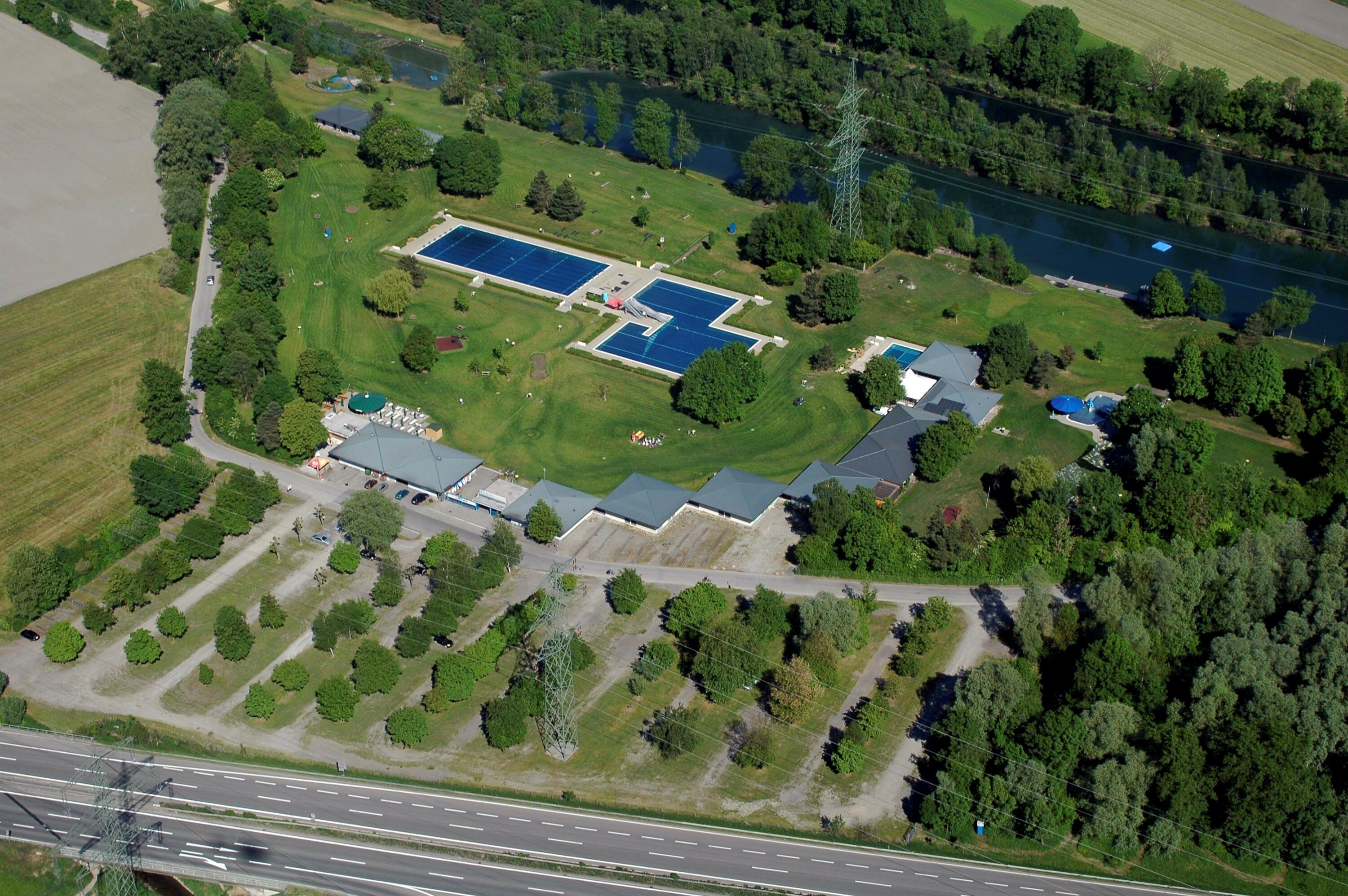 [Hohenems - Bauern, Rheinauen]></div>


    <hr>
    <div class=