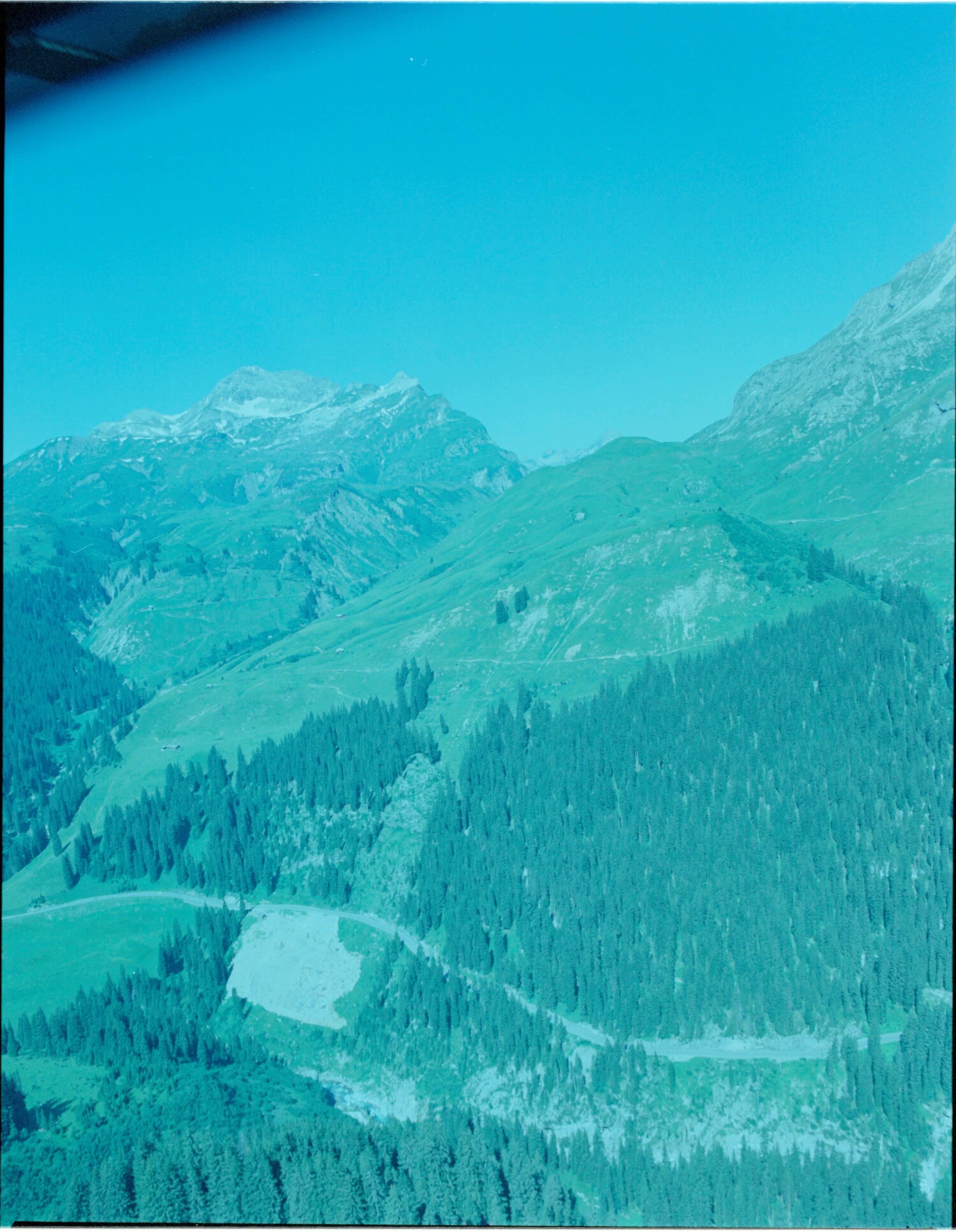 Straßenplanung, Luftaufnahmen L 198 nach Warth></div>


    <hr>
    <div class=