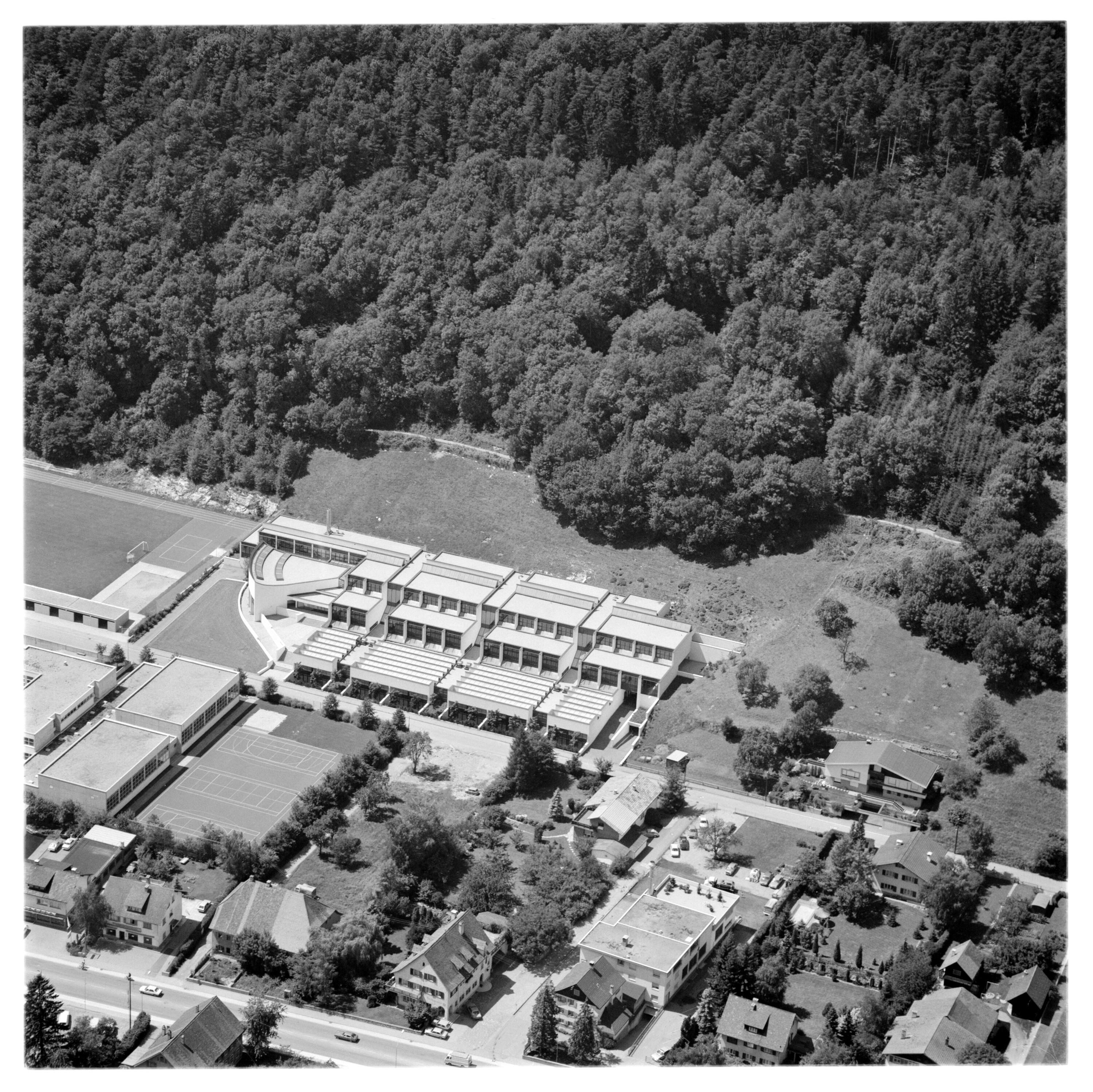 Berufsschule Feldkirch (Flug)></div>


    <hr>
    <div class=