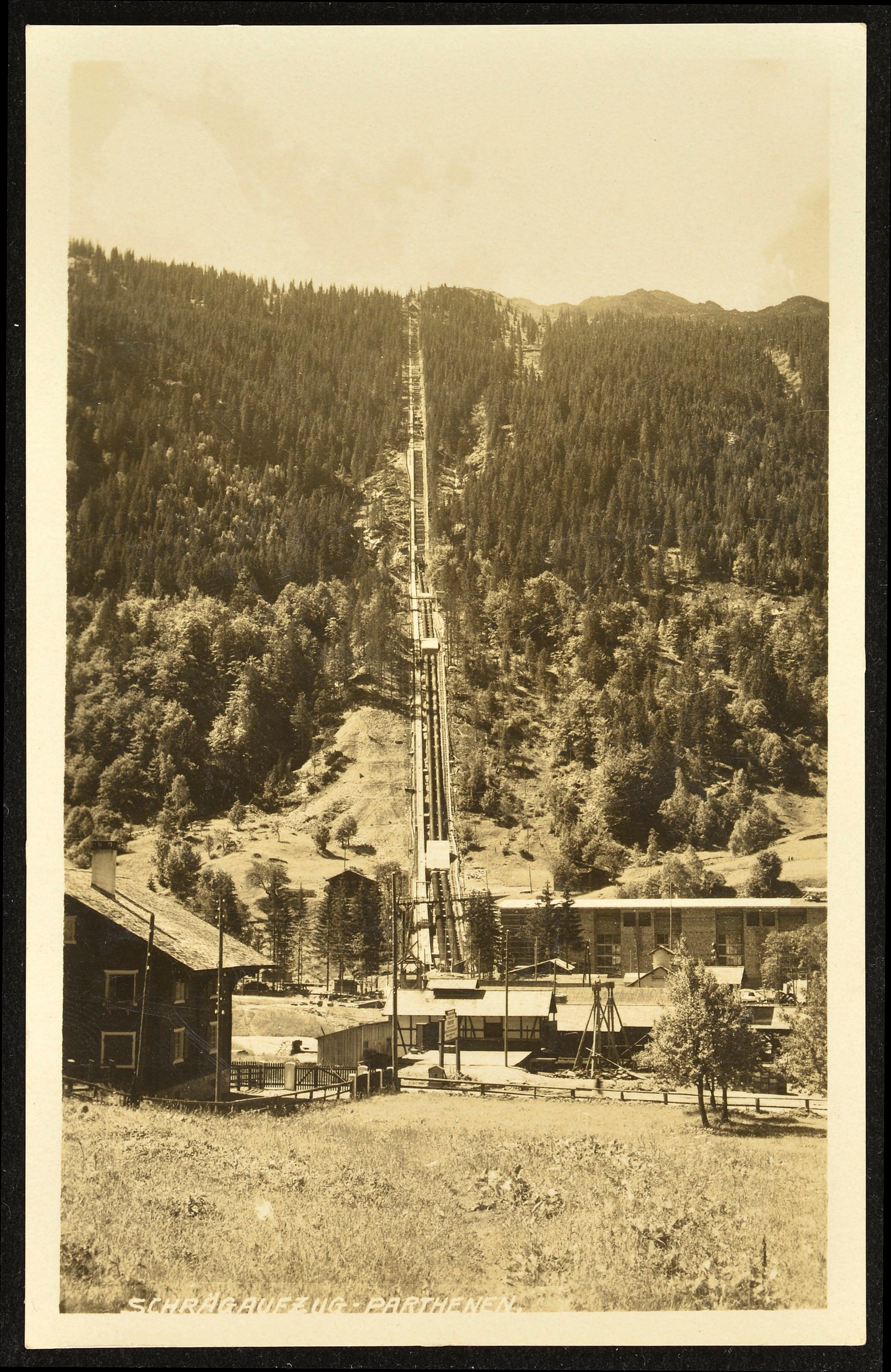 [Gaschurn] Schrägaufzug - Parthenen></div>


    <hr>
    <div class=