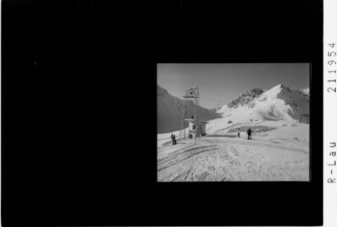 Brand Vorarlberg Plüd - Lift - Bergstation gegen Fundelkopf 2403 m : [Bergstation des Palüdliftes ob Brand mit Blick zum Amatschonjoch und Fundl]