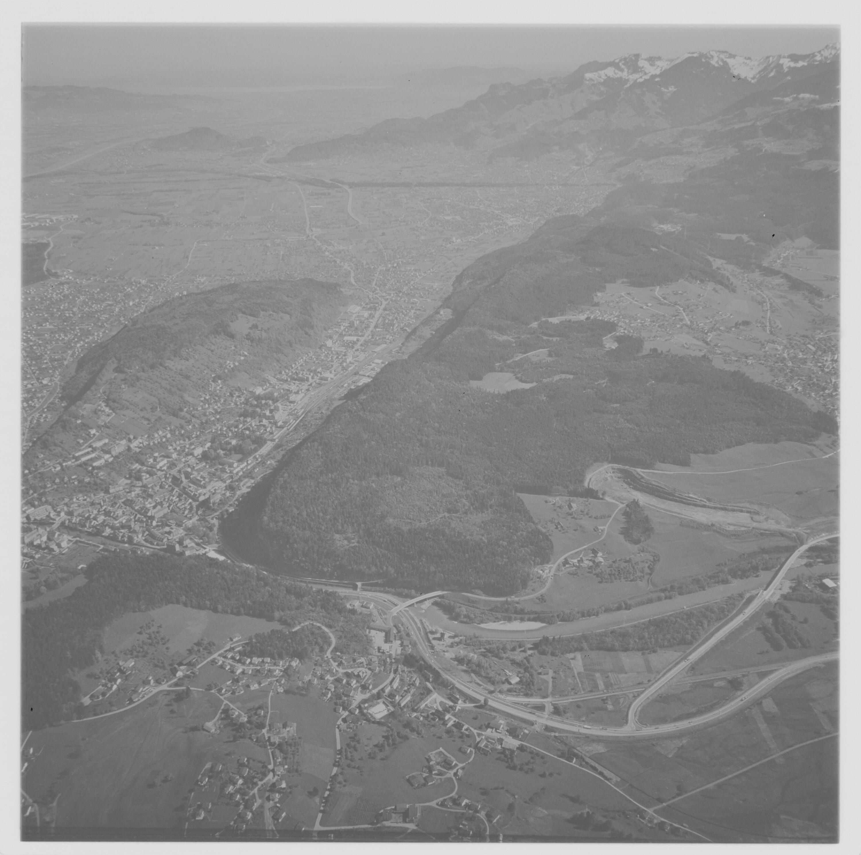 Feldkirch></div>


    <hr>
    <div class=