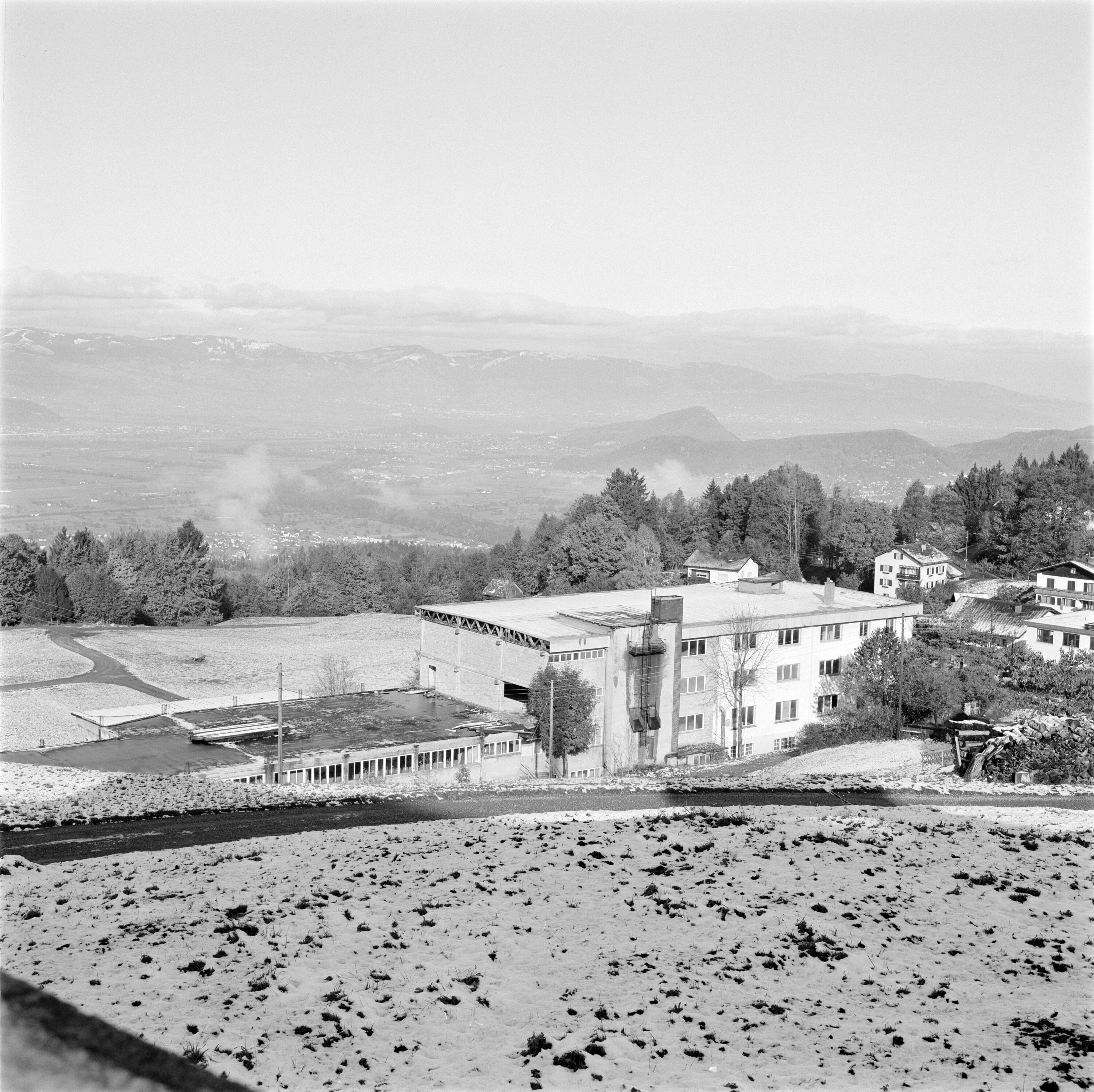 Vith-Gebäude in Übersaxen></div>


    <hr>
    <div class=