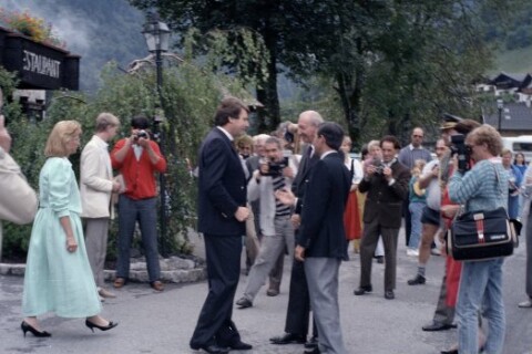 Besuch Bundespräsident Waldheim, Trachtengruppe