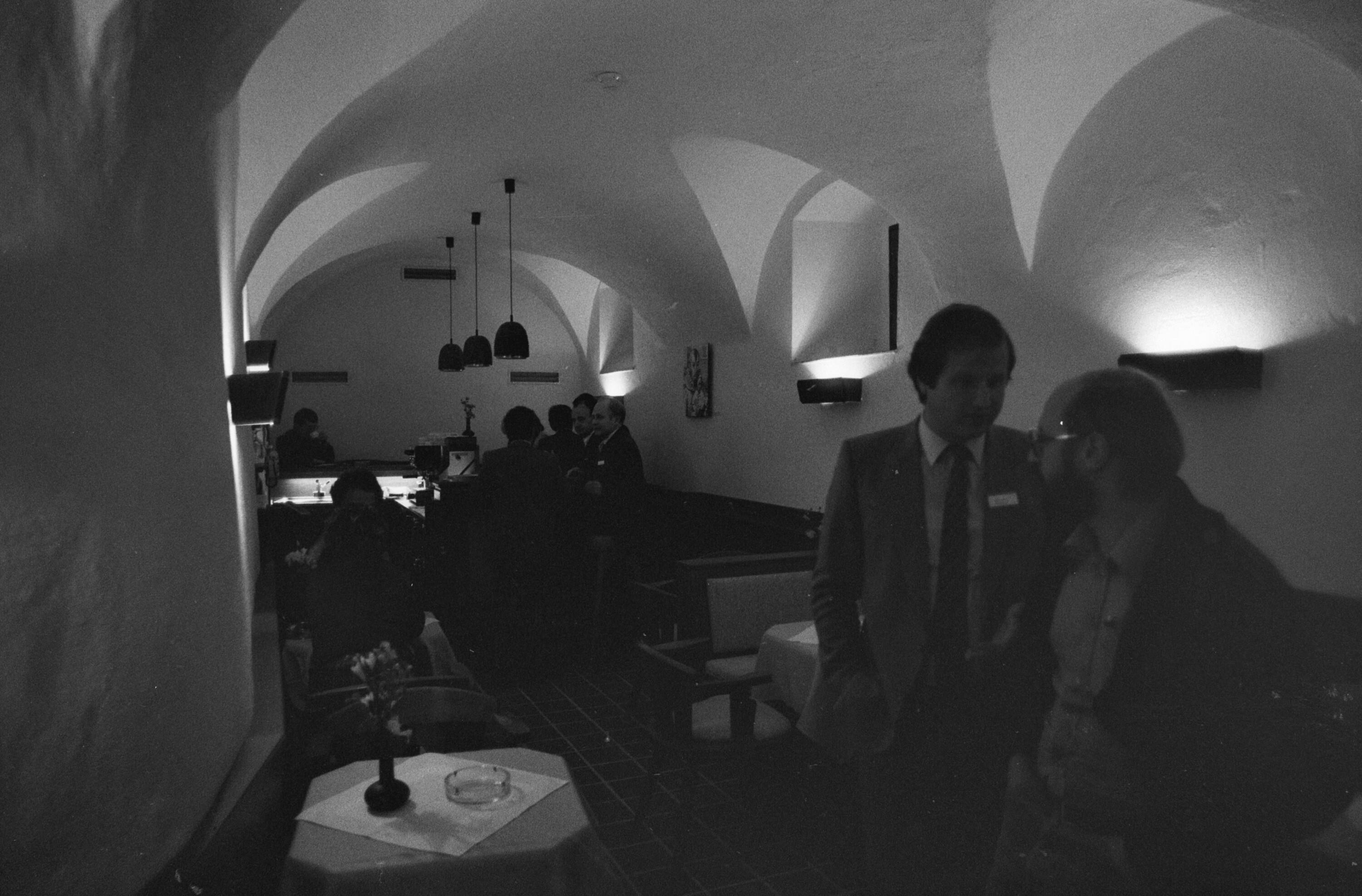 [Schloß Hofen]></div>


    <hr>
    <div class=