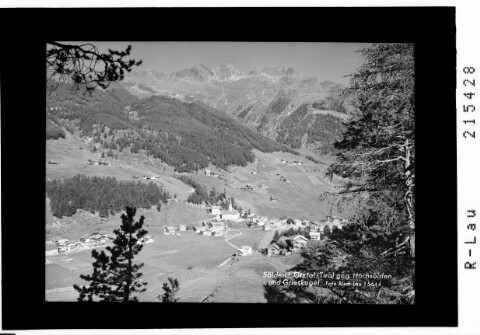 Sölden im Ötztal / Tirol gegen Hochsölden und Grieskogel