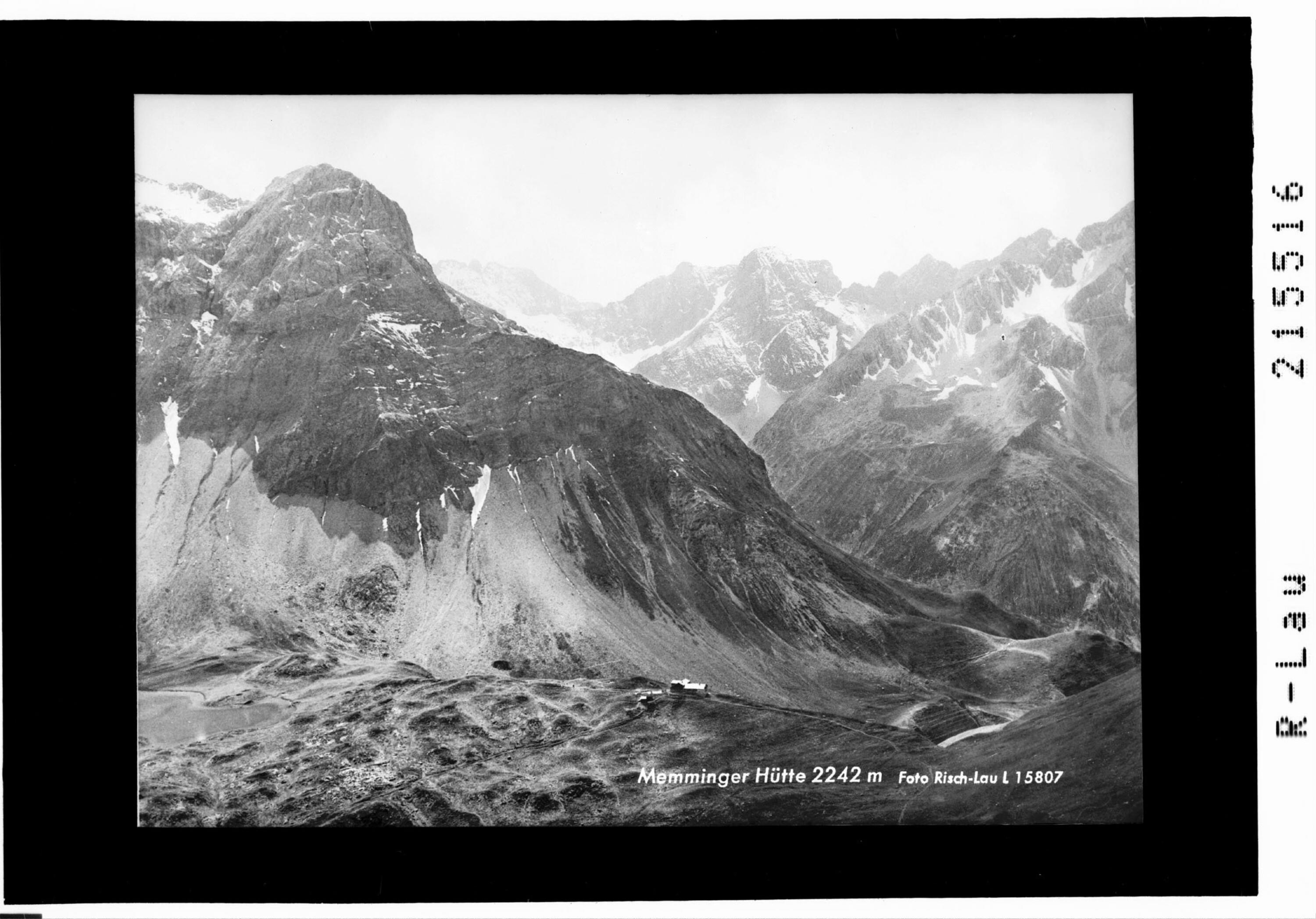 Memminger Hütte 2242 m></div>


    <hr>
    <div class=