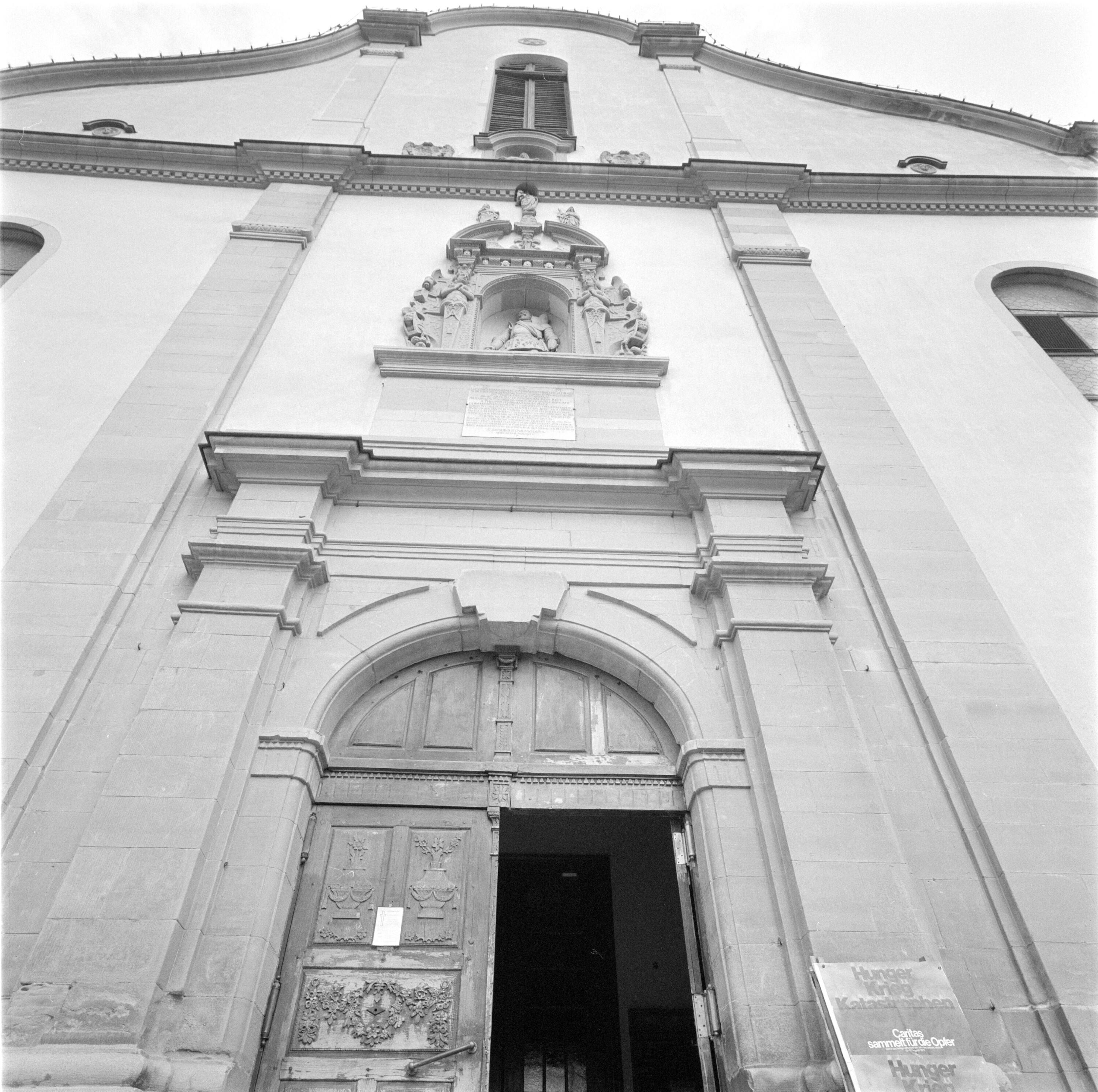 [Hohenems, Kirche St. Karl]></div>


    <hr>
    <div class=
