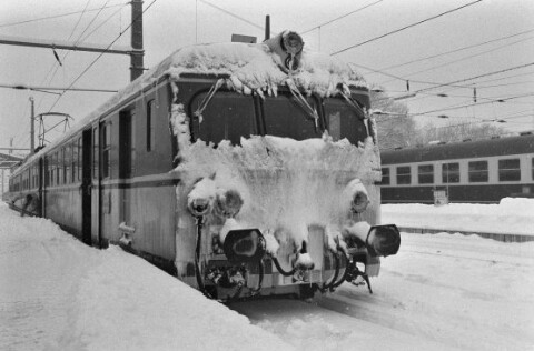 [Winter '79 - Schneeräumung am Bahnhof Bregenz]