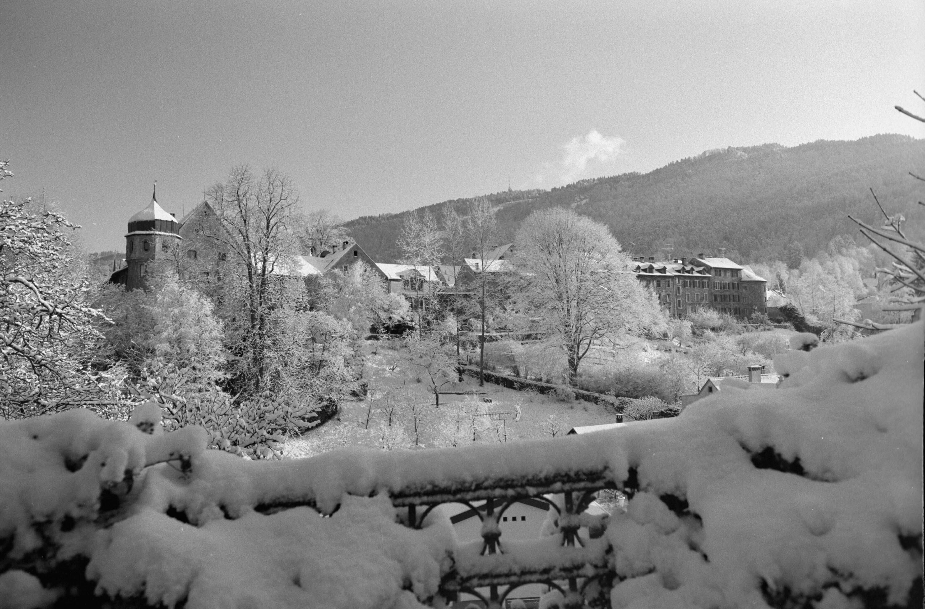 [Bregenz Oberstadt]></div>


    <hr>
    <div class=