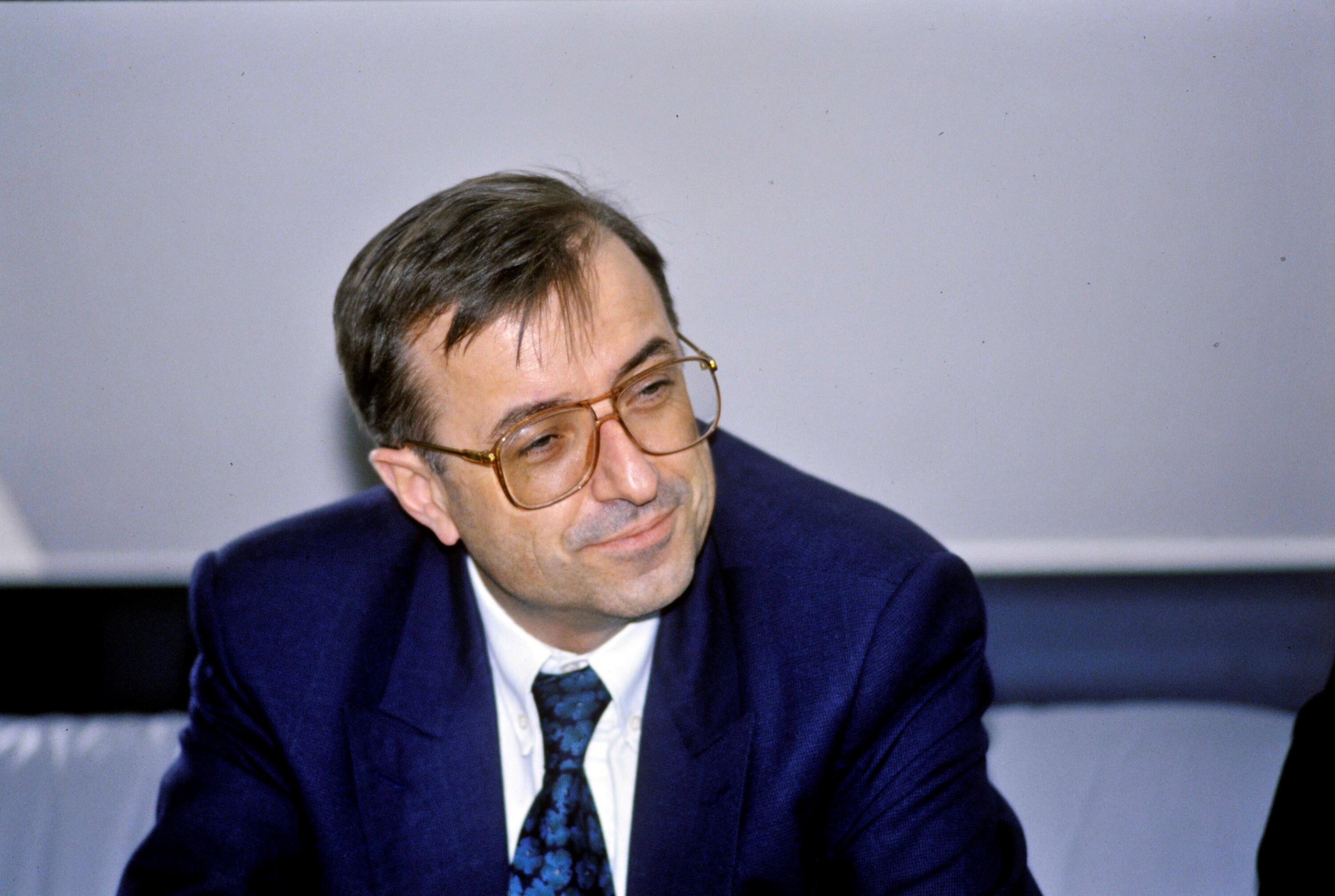 [Herbert Sausgruber]></div>


    <hr>
    <div class=