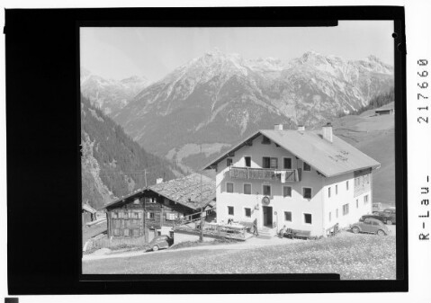 Kaisers Lechtal / Tirol Edelweisshaus : [Edelweisshaus in Kaisers gegen Allgäuer Alpen]