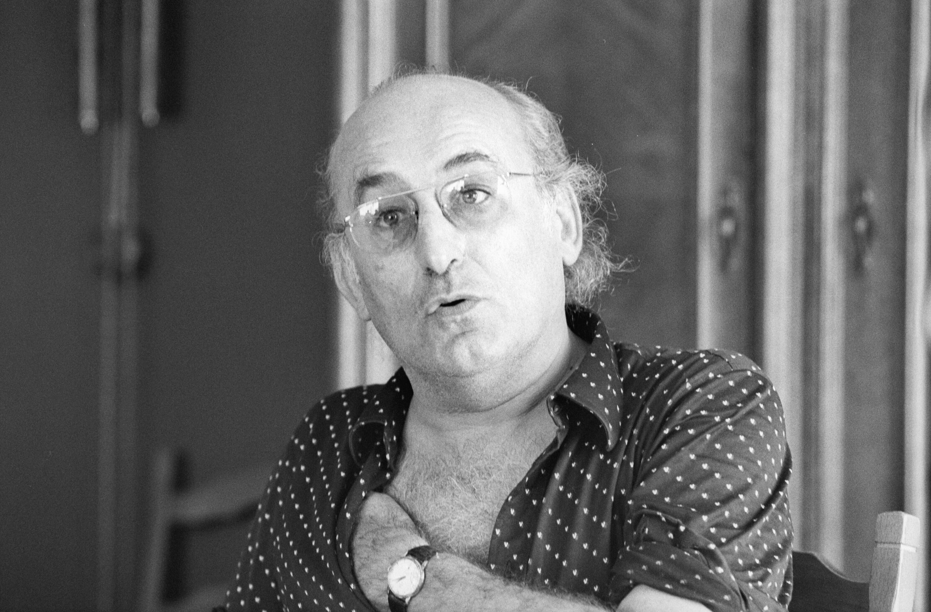 [Friedrich Gulda]></div>


    <hr>
    <div class=