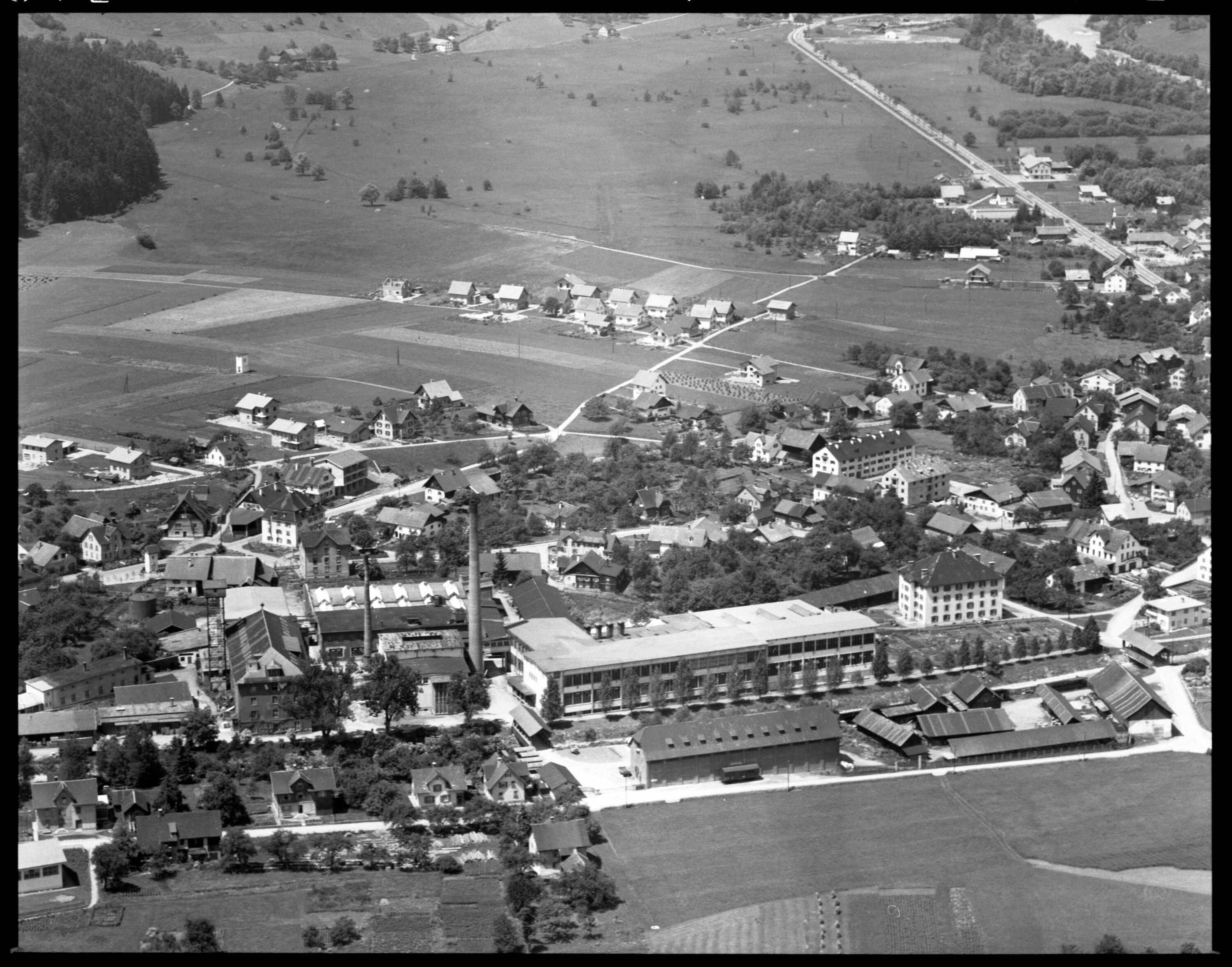 [Frastanz, Alte Landstraße, Firma Ganahl]></div>


    <hr>
    <div class=