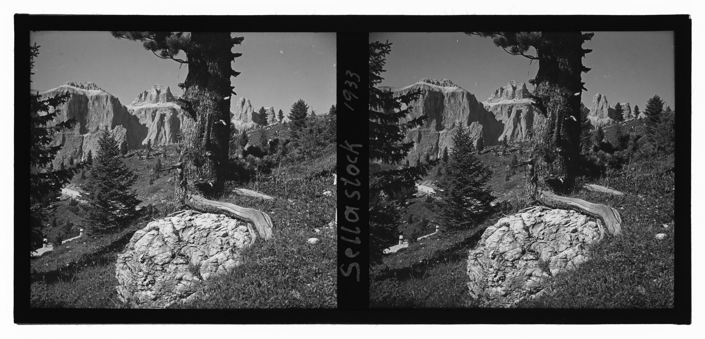 [Dolomiten, Sellastock]></div>


    <hr>
    <div class=