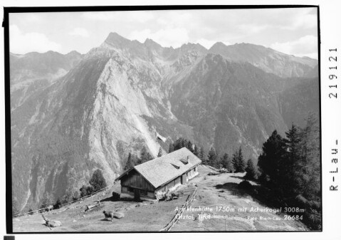 Armelenhütte 1750 m mit Acherkogel 3008 m