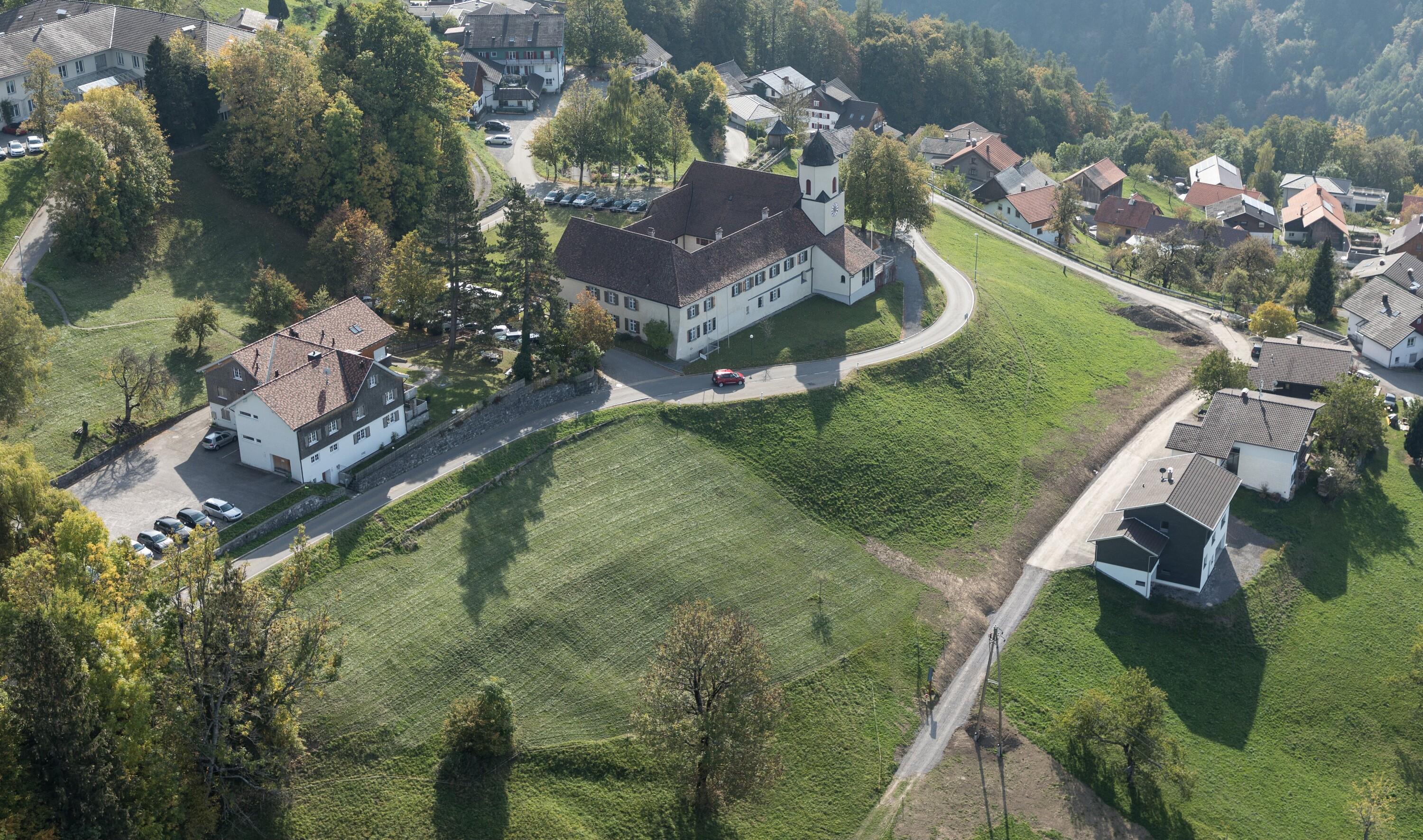 [Viktorsberg - Kloster]></div>


    <hr>
    <div class=