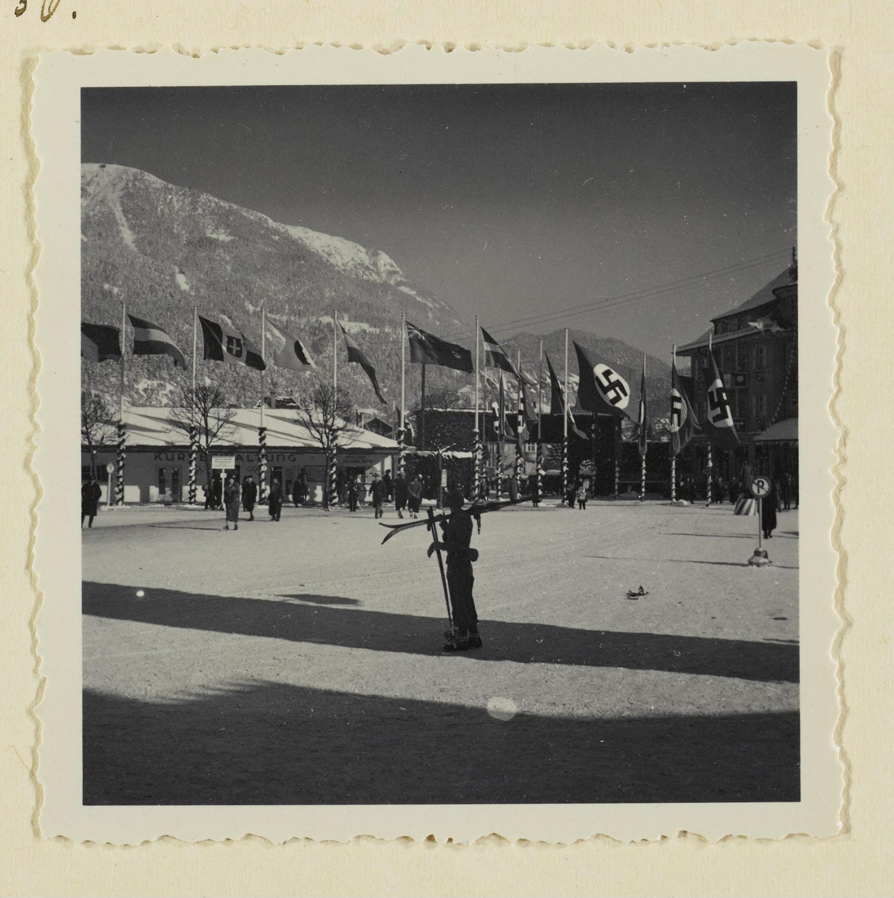 [Winterolympiade in Garmisch, 6.-16. Februar 1936]></div>


    <hr>
    <div class=