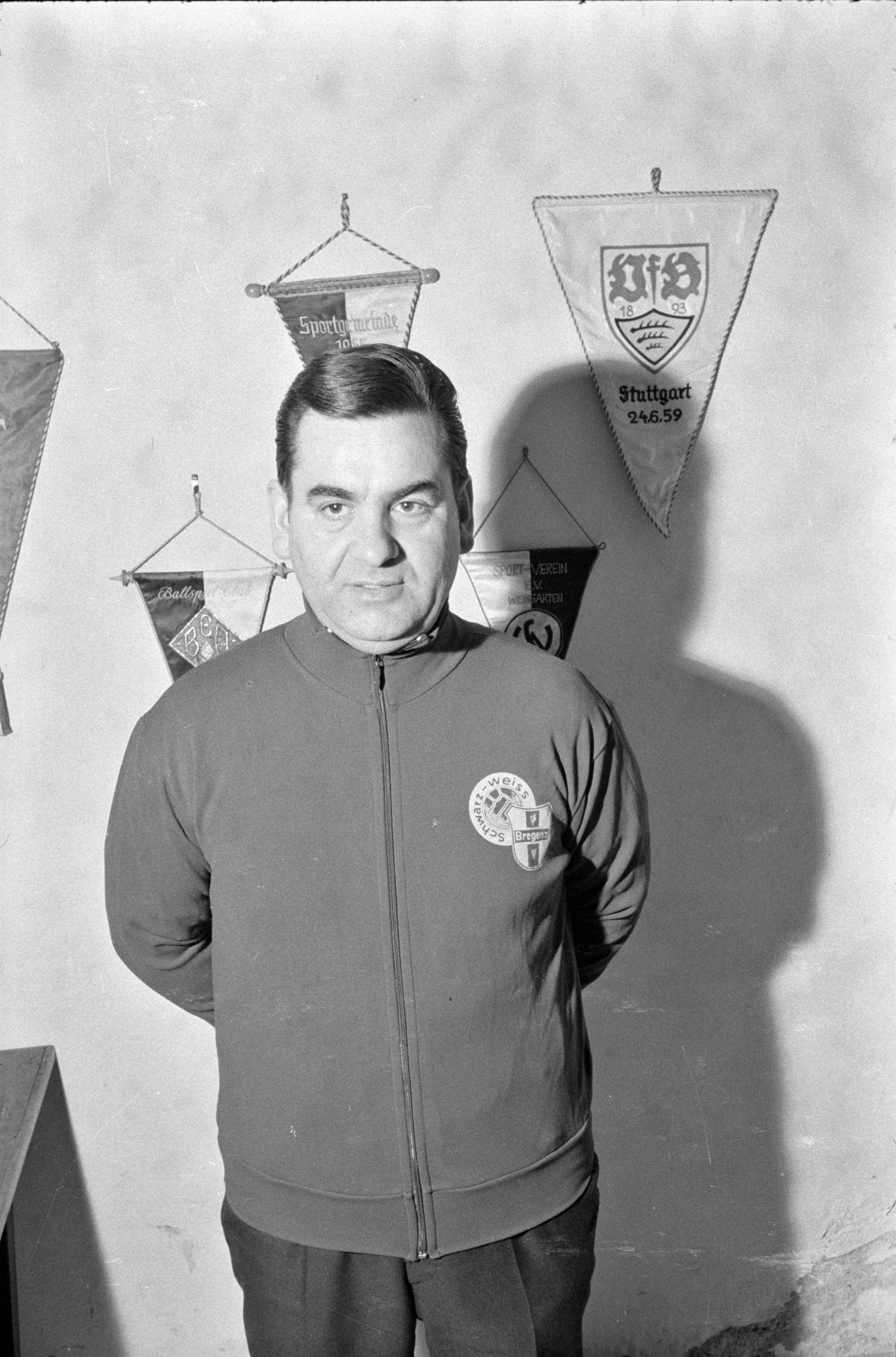 Spieler und Funktionäre vom Fußballclub SW Bregenz></div>


    <hr>
    <div class=