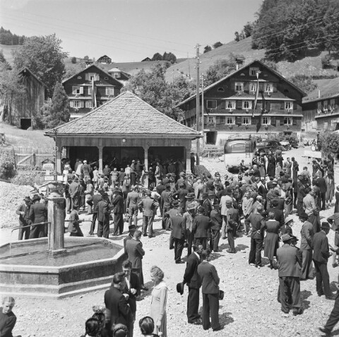 Schwarzenberg, Tanzhaus, Dorfbrunnen