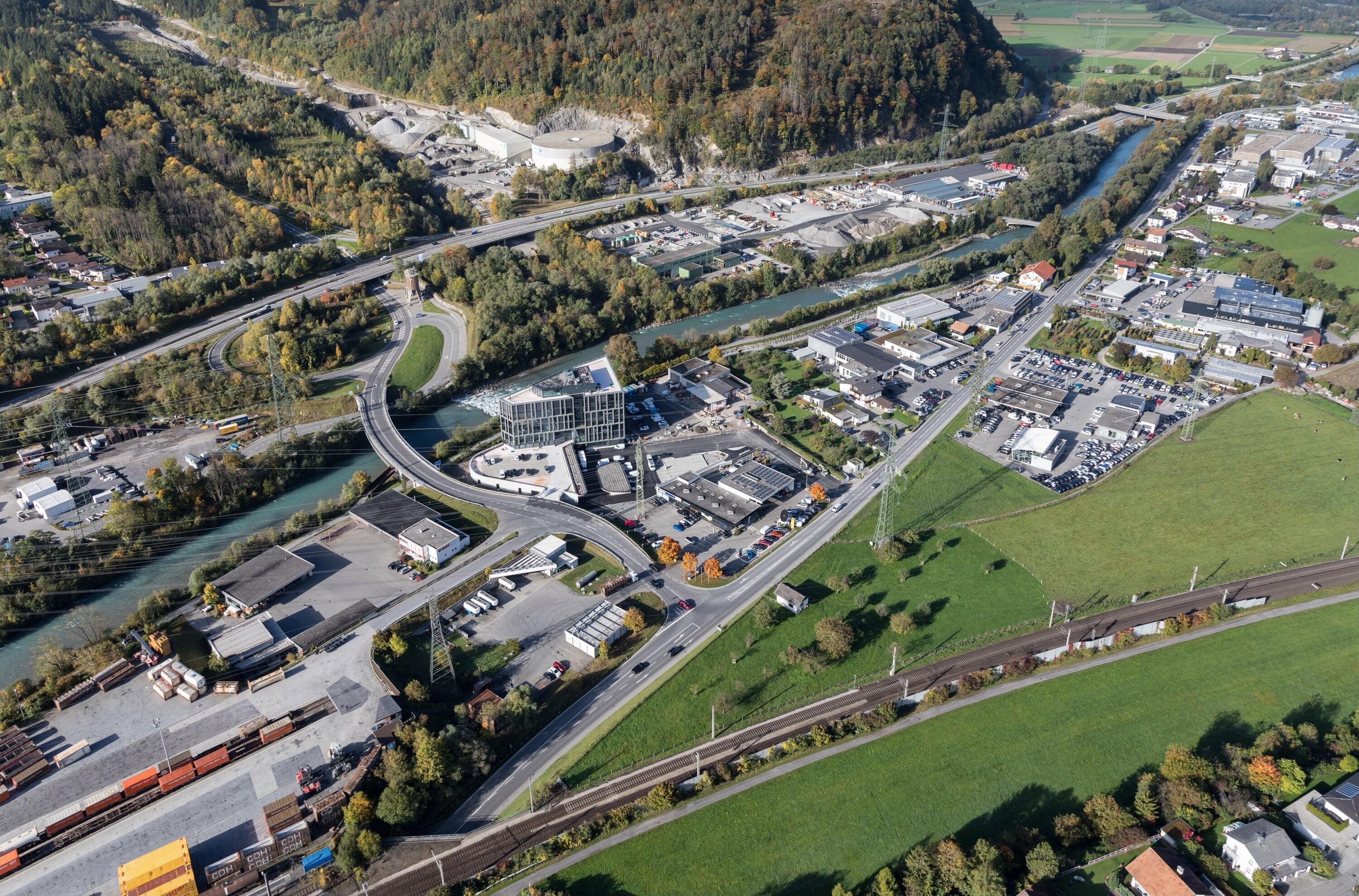 [Bürs - Zech Kies, Nüziders - Gewerbegebiet]></div>


    <hr>
    <div class=