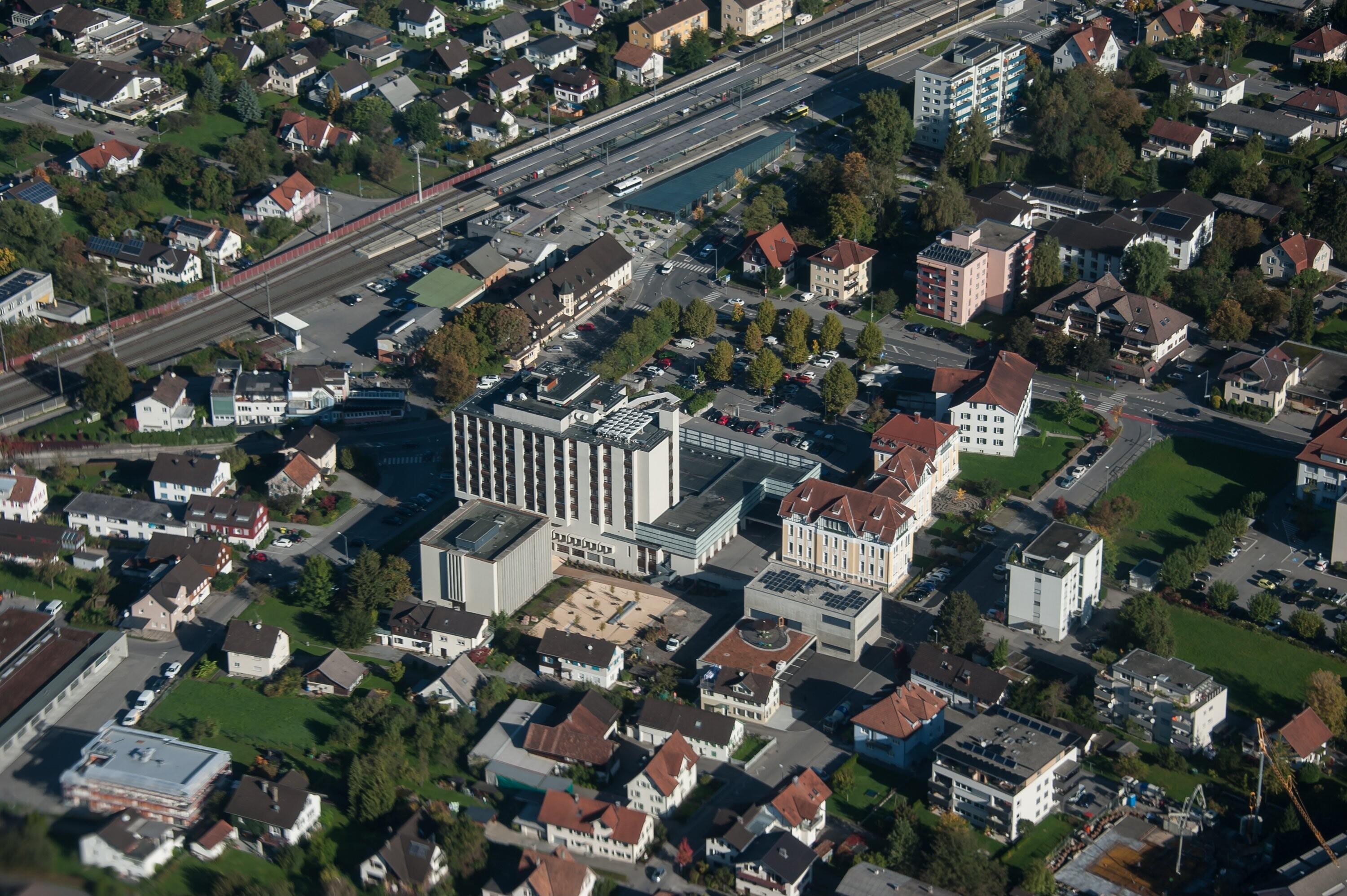 [Hohenems - Markt, Krankenhaus, Bahnhof]></div>


    <hr>
    <div class=