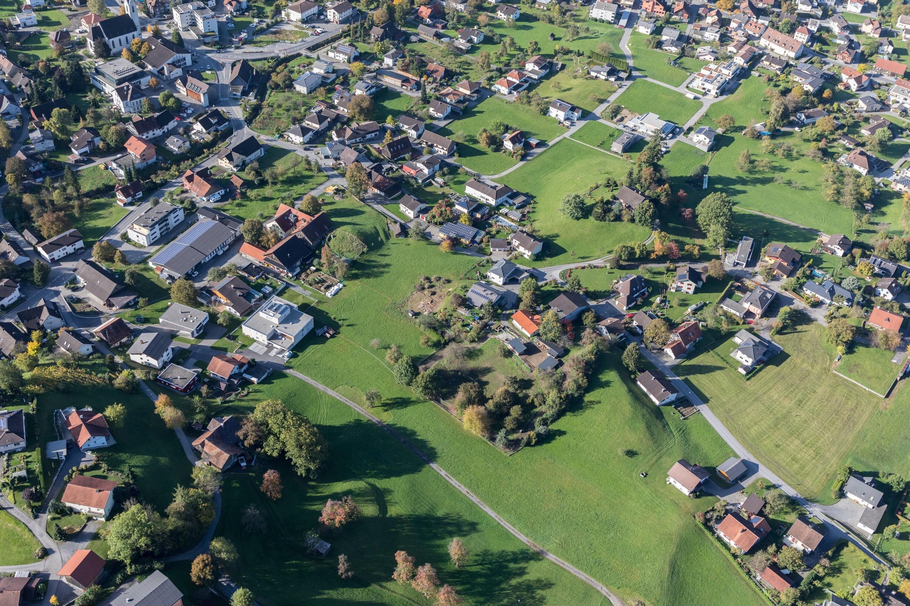 [Klaus, Gesamtansicht]></div>


    <hr>
    <div class=