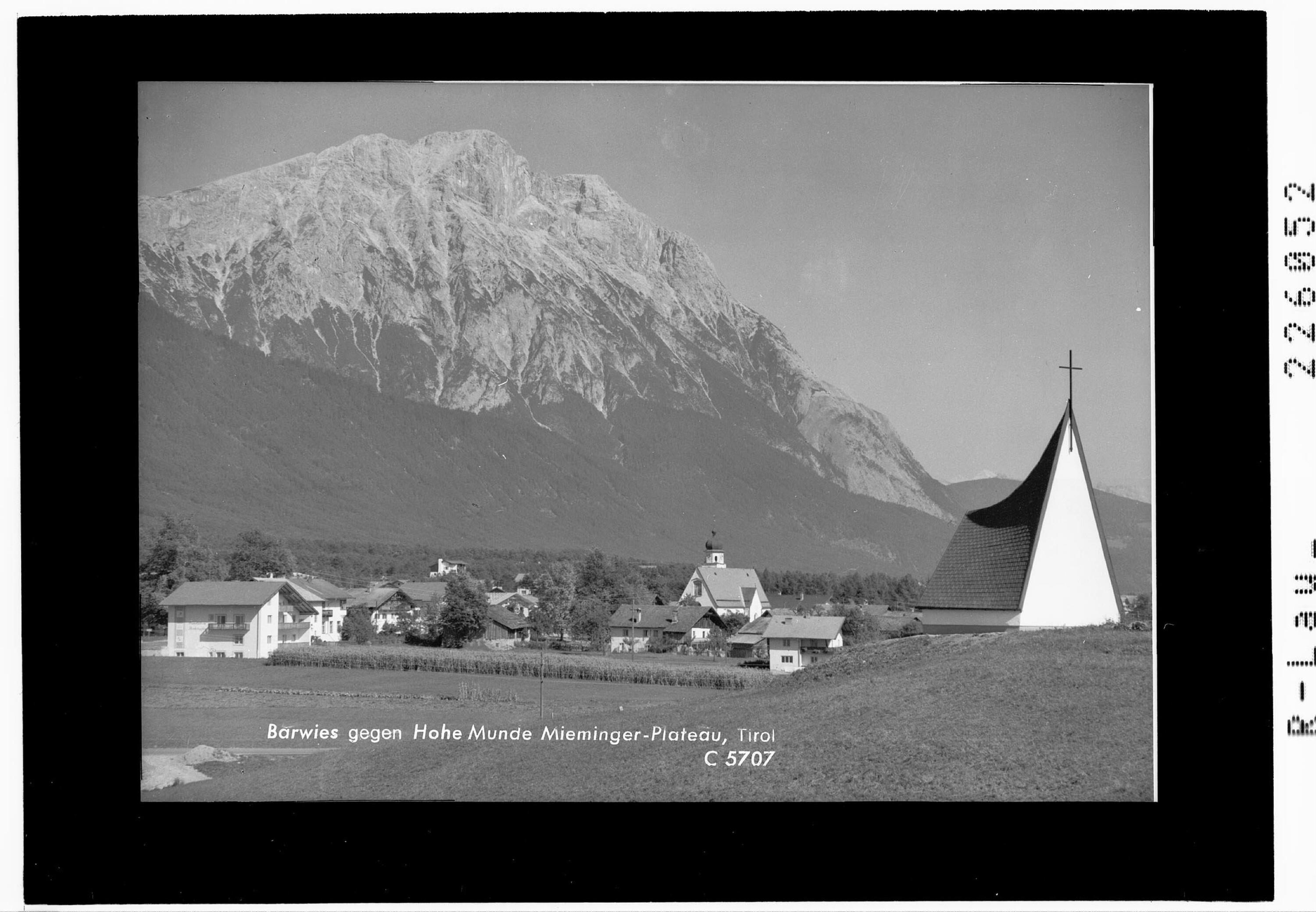 Barwies gegen Hohe Munde / Mieminger Plareau / Tirol></div>


    <hr>
    <div class=