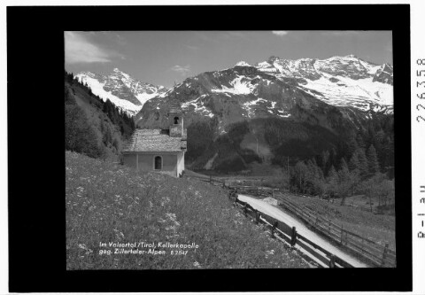 Im Valsertal / Tirol / Kellerkapelle gegen Zillertaler Alpen : [Kelderkapelle im Valsertal gegen Olpererkamm]