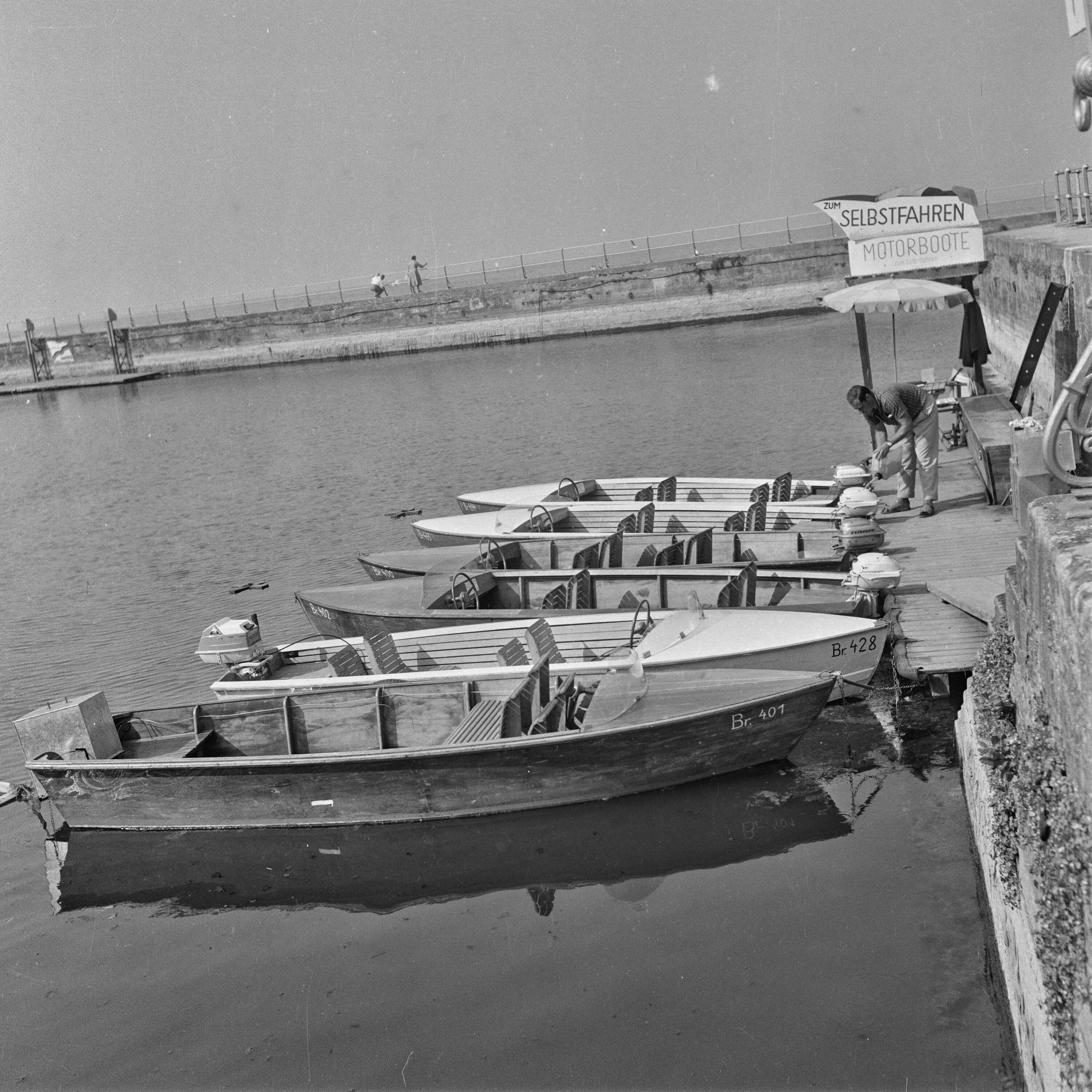 Bregenz Seeanlagen, Gondelhafen></div>


    <hr>
    <div class=