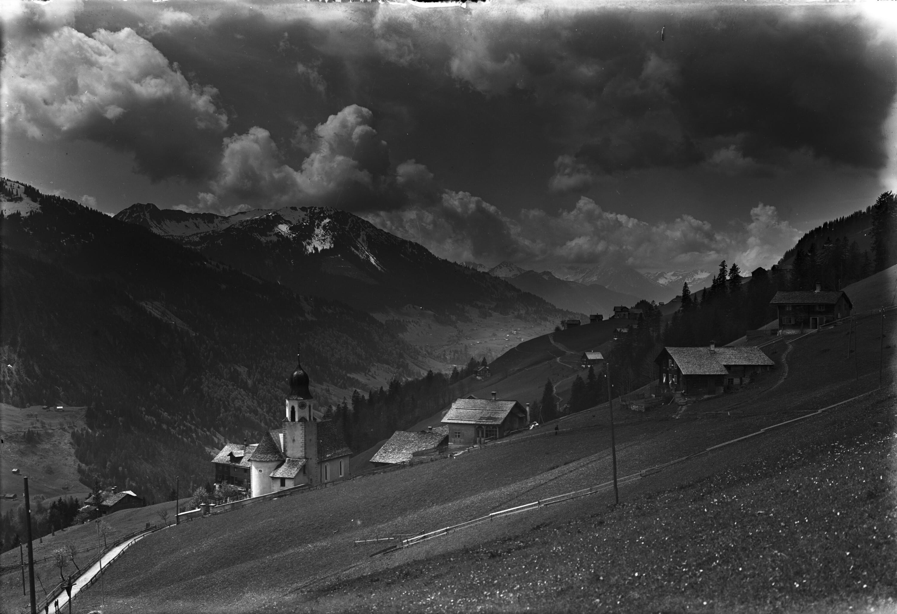 Fontanella></div>


    <hr>
    <div class=