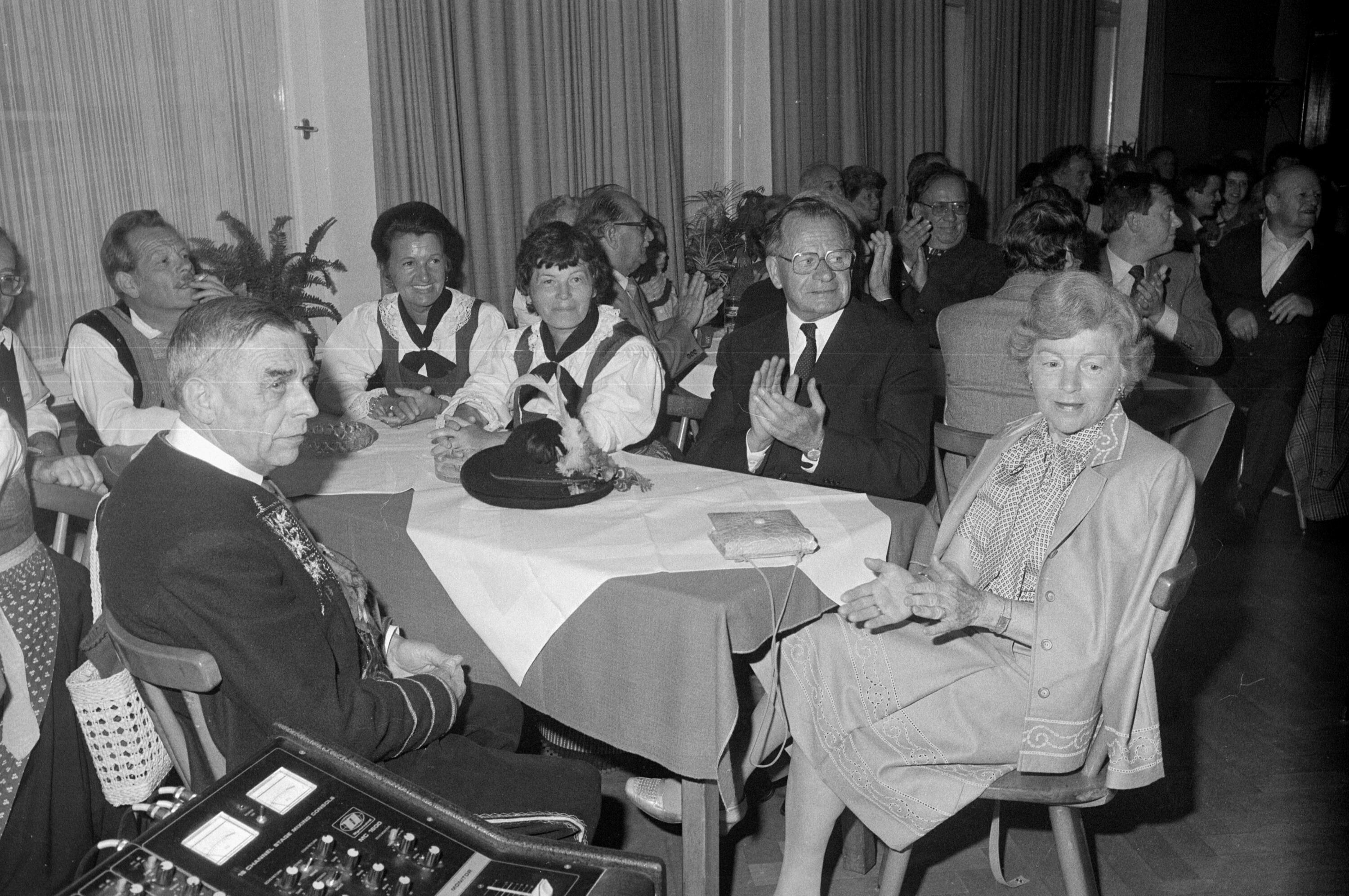 Veranstaltung der Südtiroler in Bregenz></div>


    <hr>
    <div class=