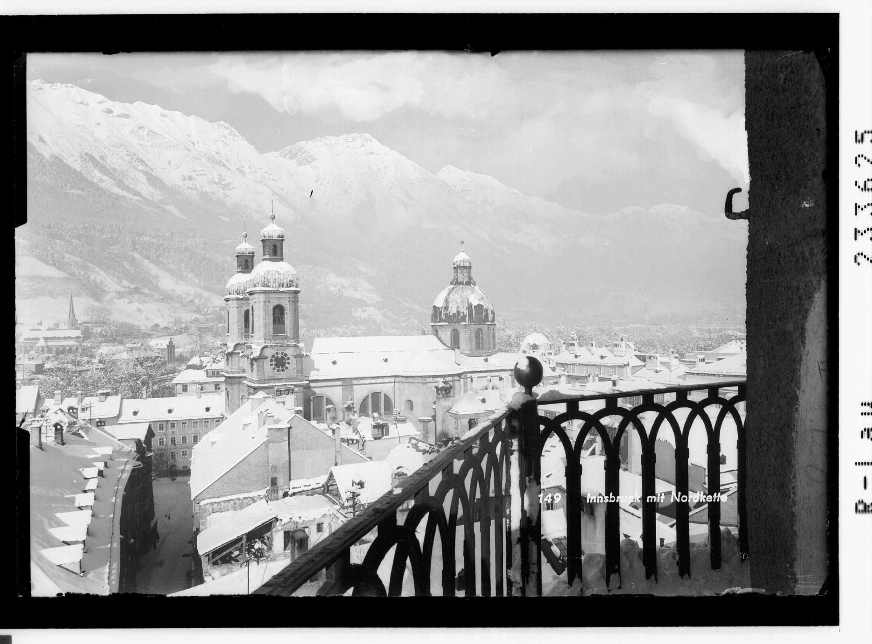 Innsbruck mit Nordkette></div>


    <hr>
    <div class=
