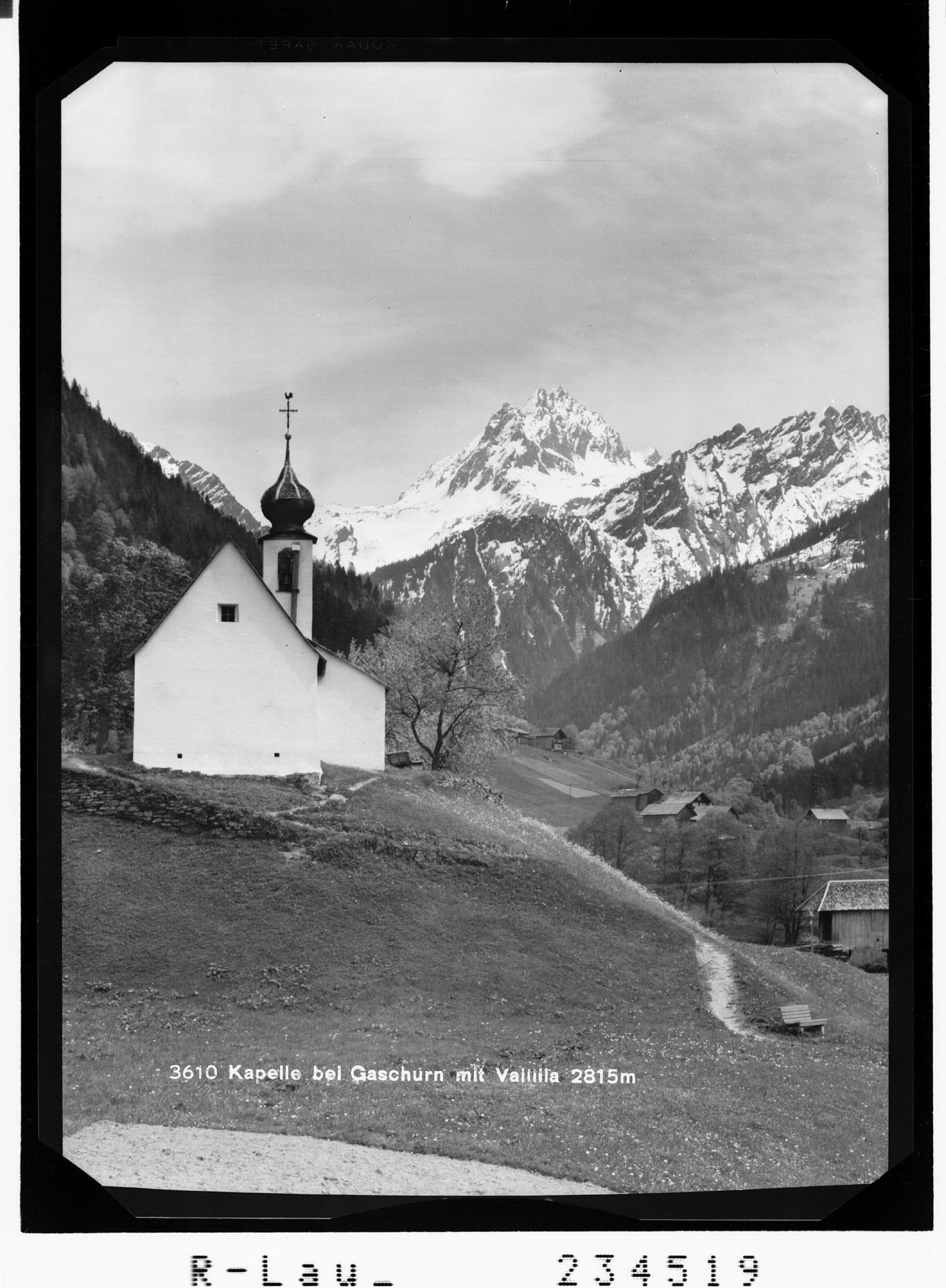 Kapelle bei Gaschurn mit Vallüla 1815 m></div>


    <hr>
    <div class=