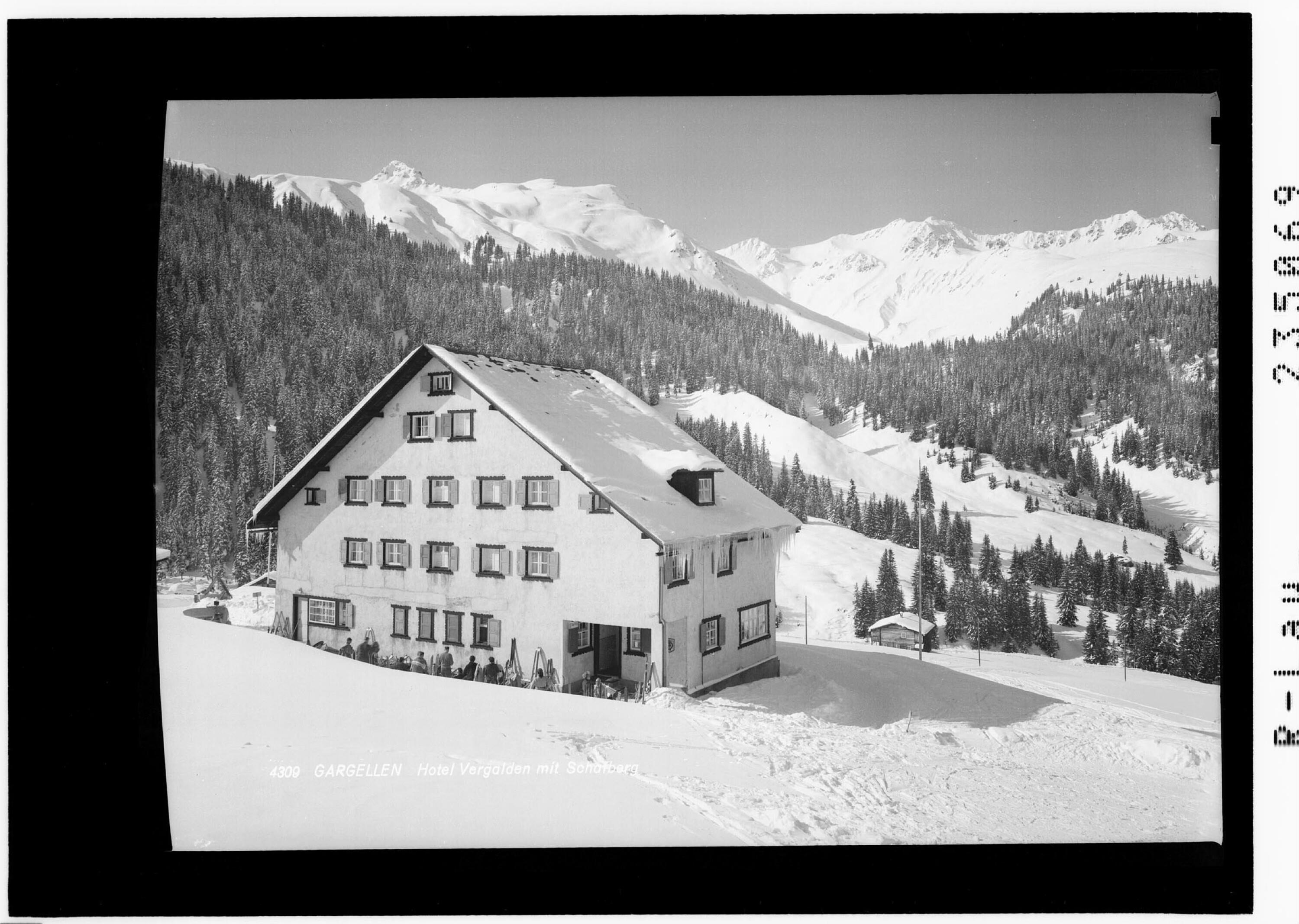 Gargellen / Hotel Vergalden mit Schafberg></div>


    <hr>
    <div class=