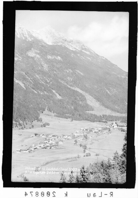 Häselgehr im Lechtal / Tirol 1003 m mit Klimmspitze 2456 m