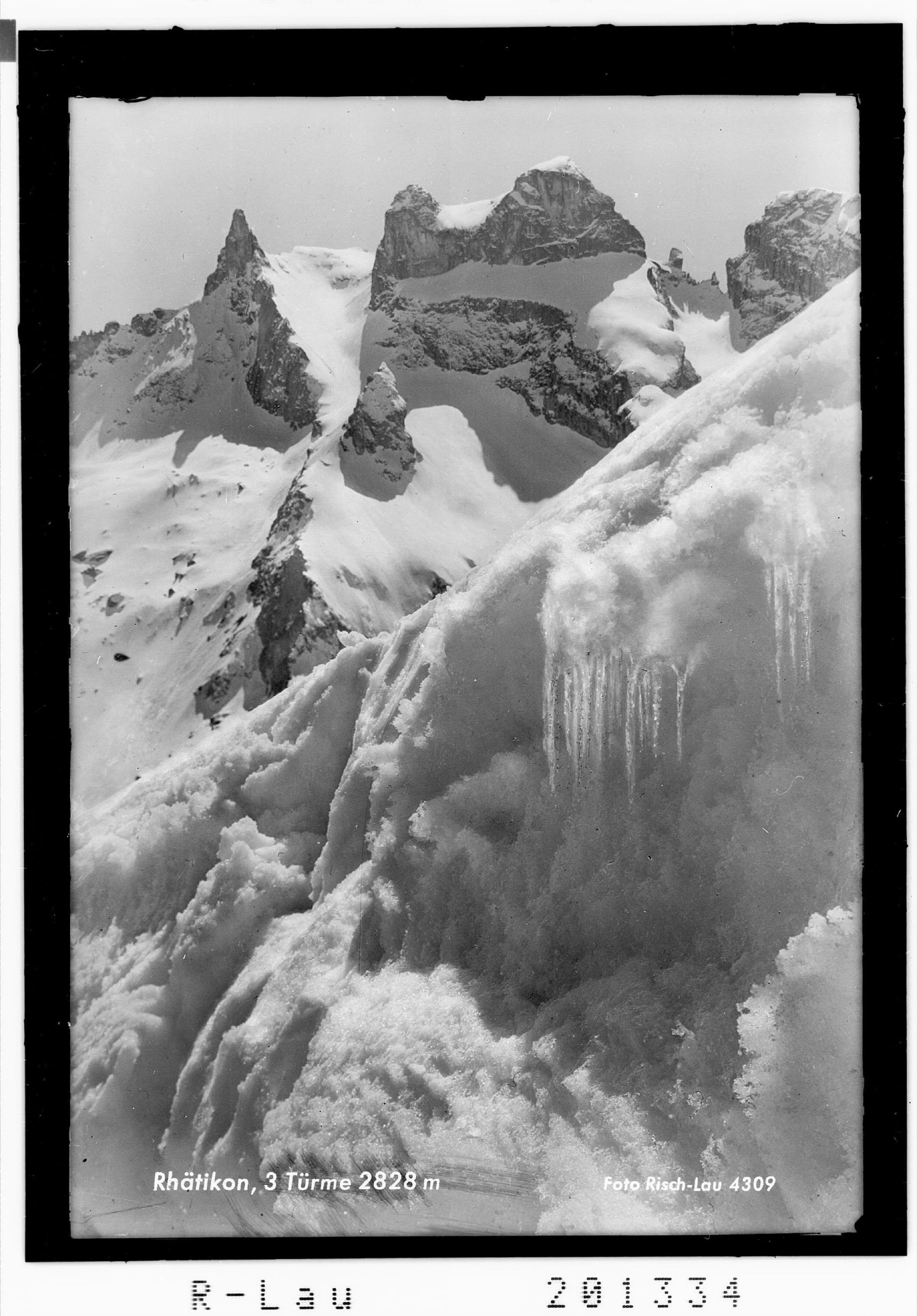 Rhätikon / Drei Türme 2828 m></div>


    <hr>
    <div class=