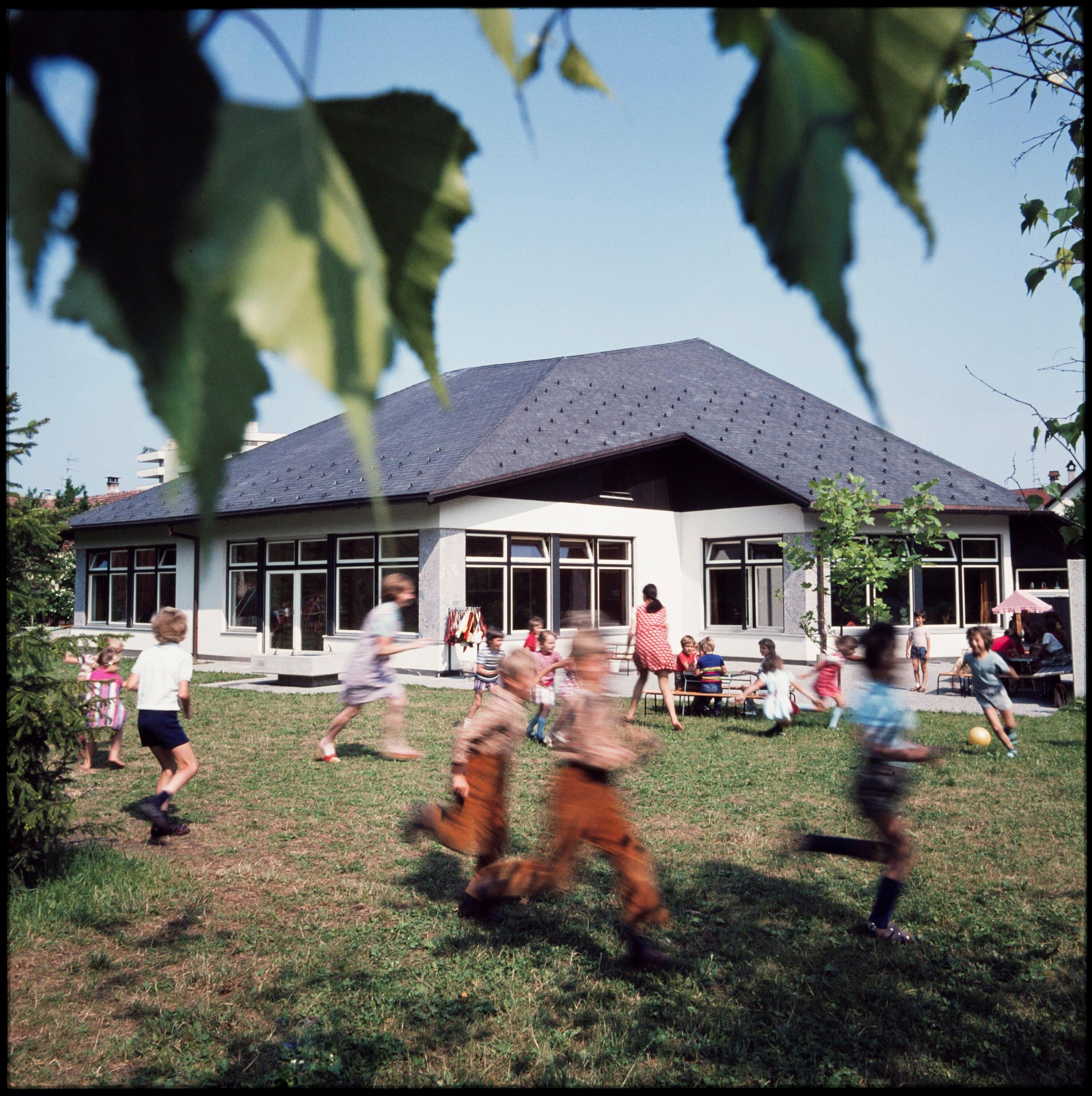 Kindergarten Langegasse in Dornbirn></div>


    <hr>
    <div class=
