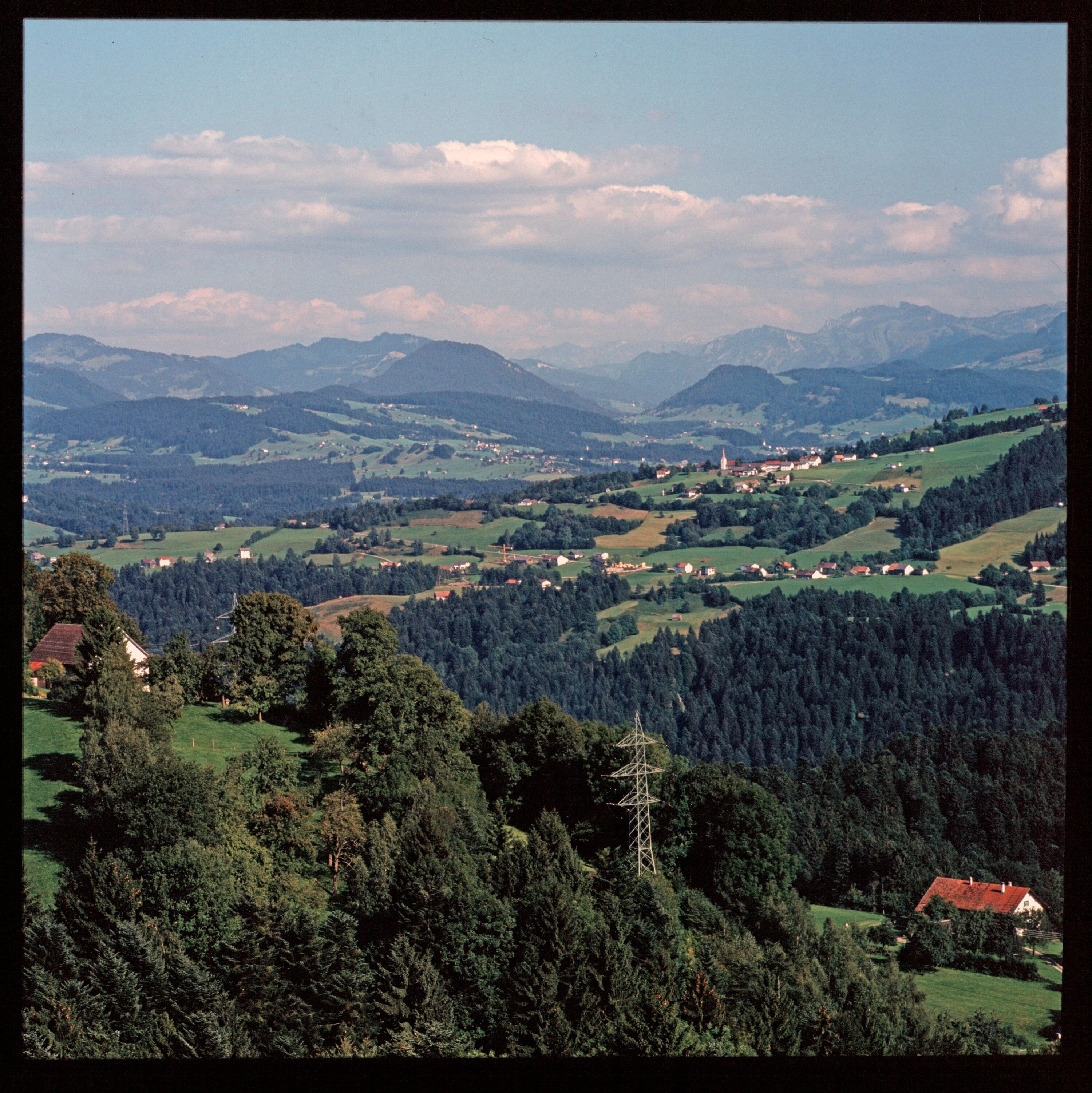 Buch von der Fluh></div>


    <hr>
    <div class=