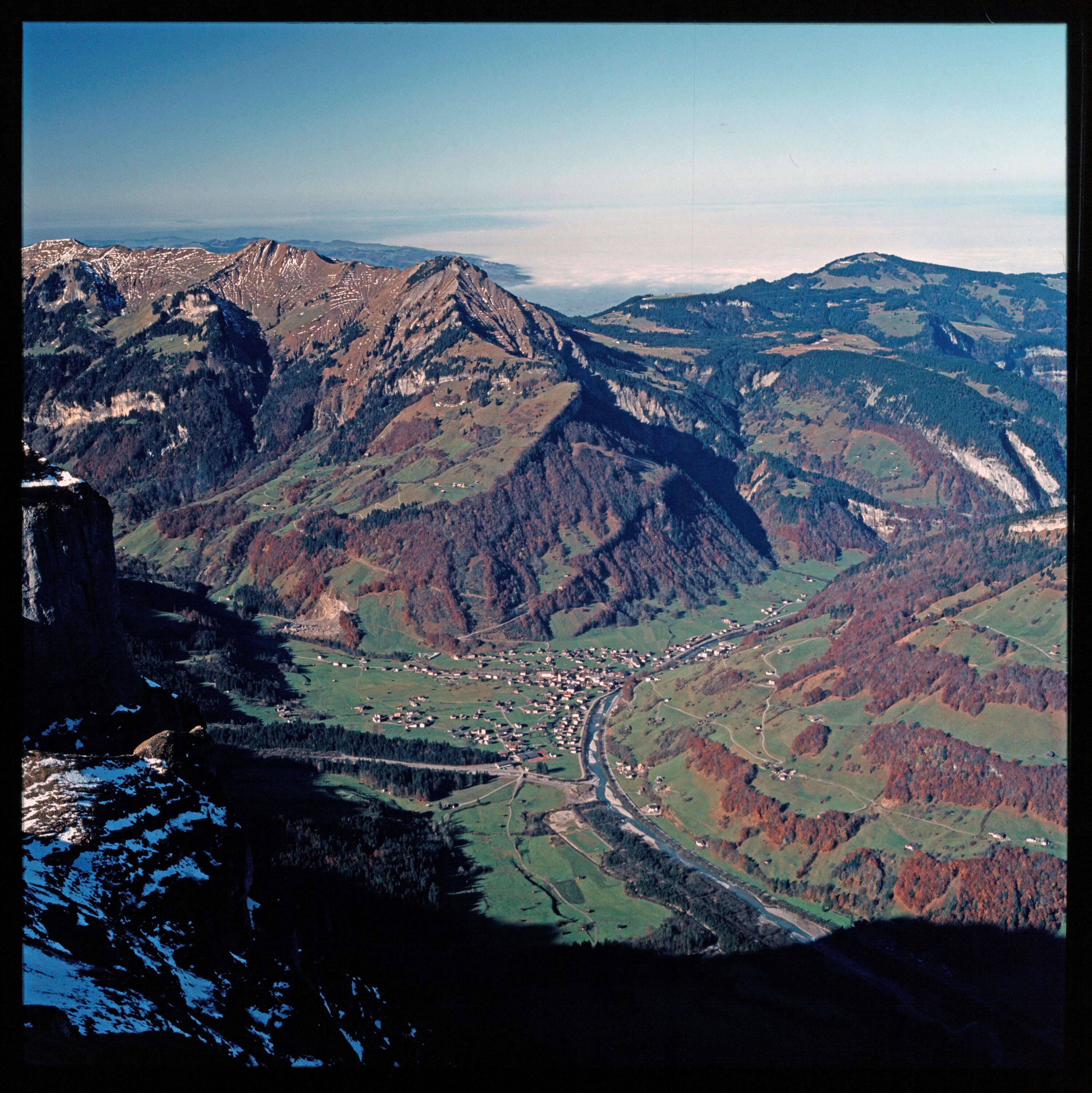 Blick von der Kanisfluh></div>


    <hr>
    <div class=