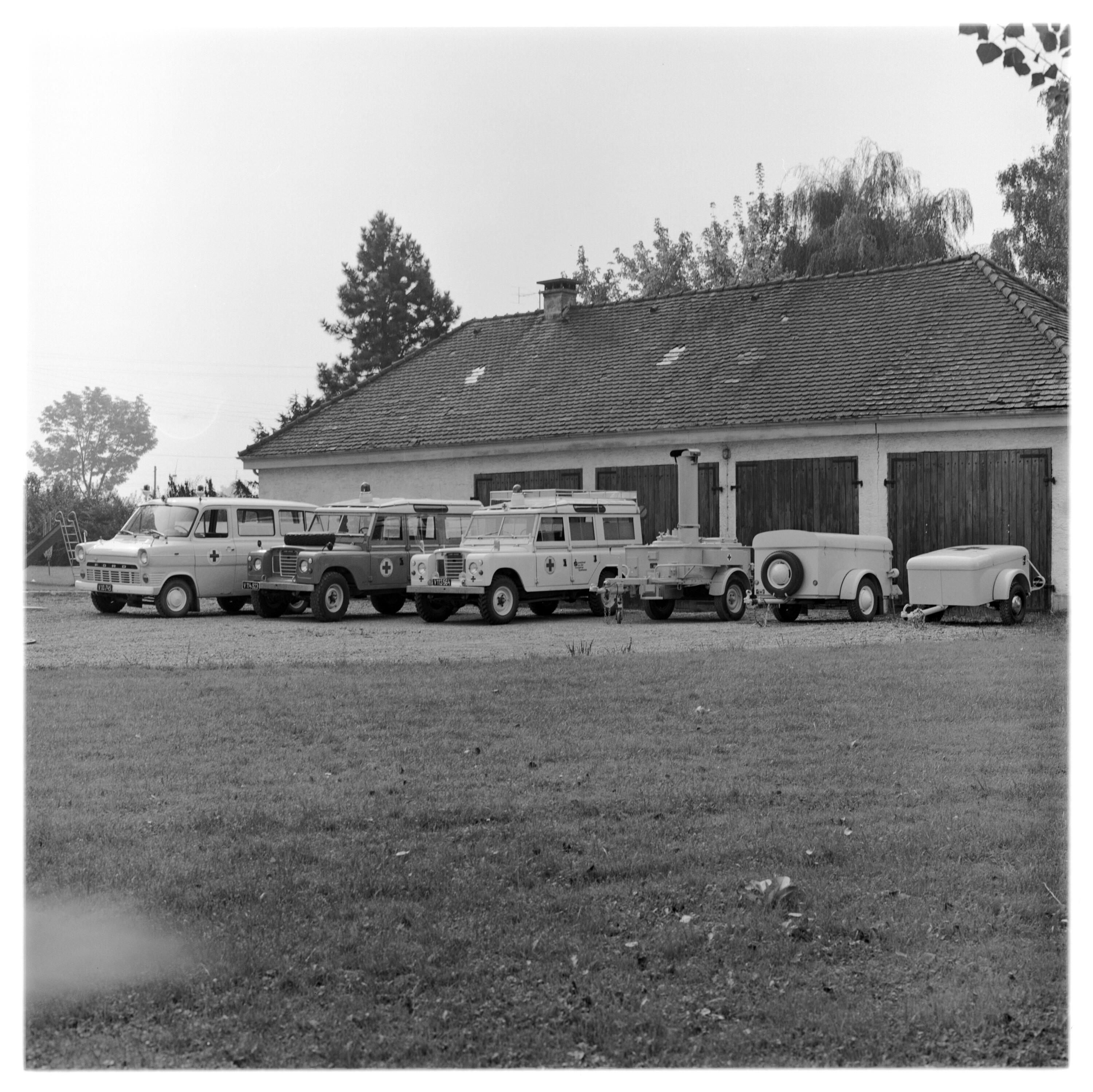 Rotes Kreuz, Fahrzeuge Hard></div>


    <hr>
    <div class=